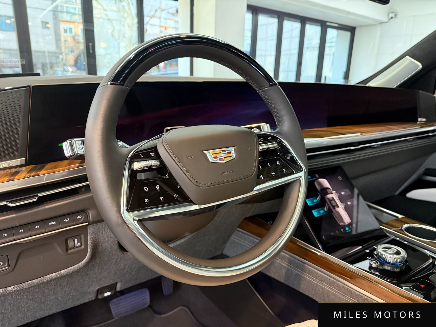 Cadillac Escalade 2025 — миниатюра 5