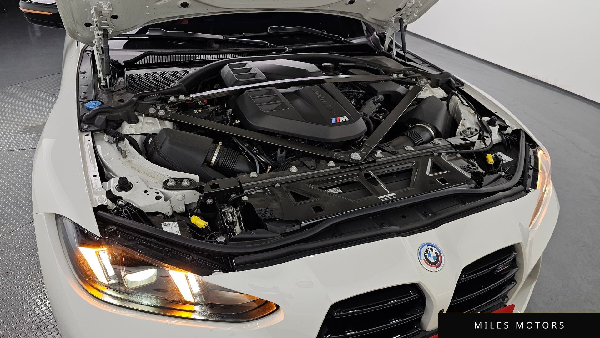 BMW M4 (G82) 2025 — миниатюра 6