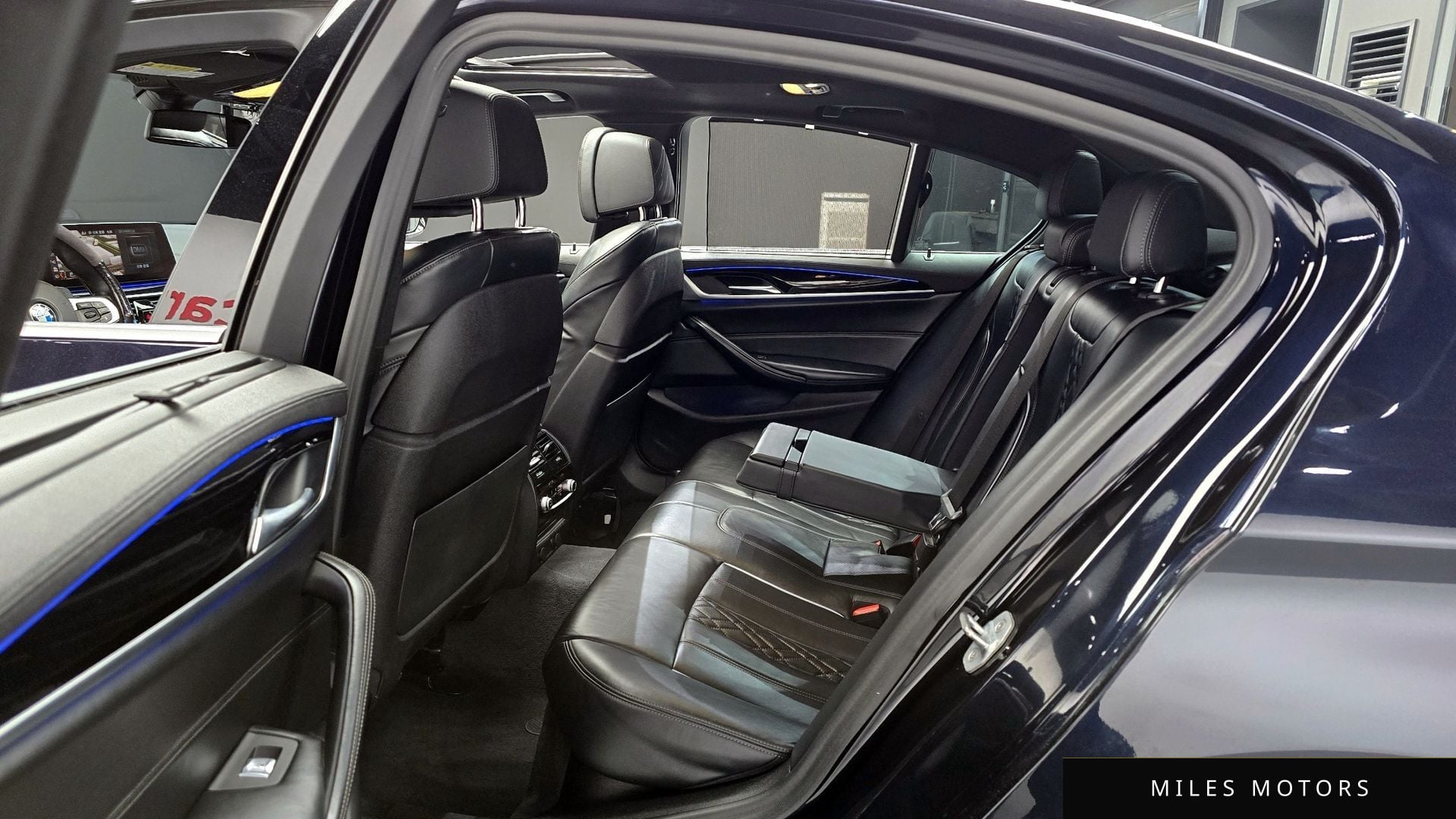 BMW 5 Series (G30) 2019 — миниатюра 12