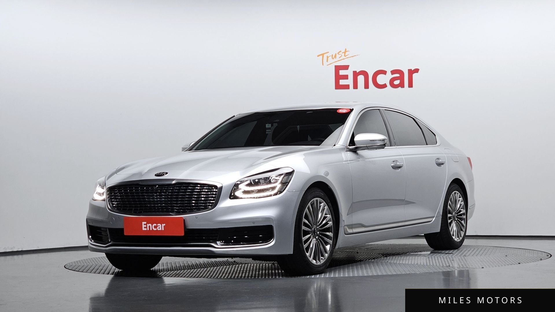 Kia K9 2019 — фото 1 из 12