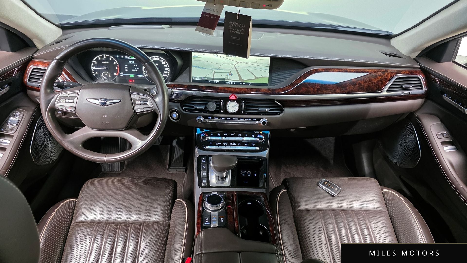 Genesis EQ900 2017 — миниатюра 10