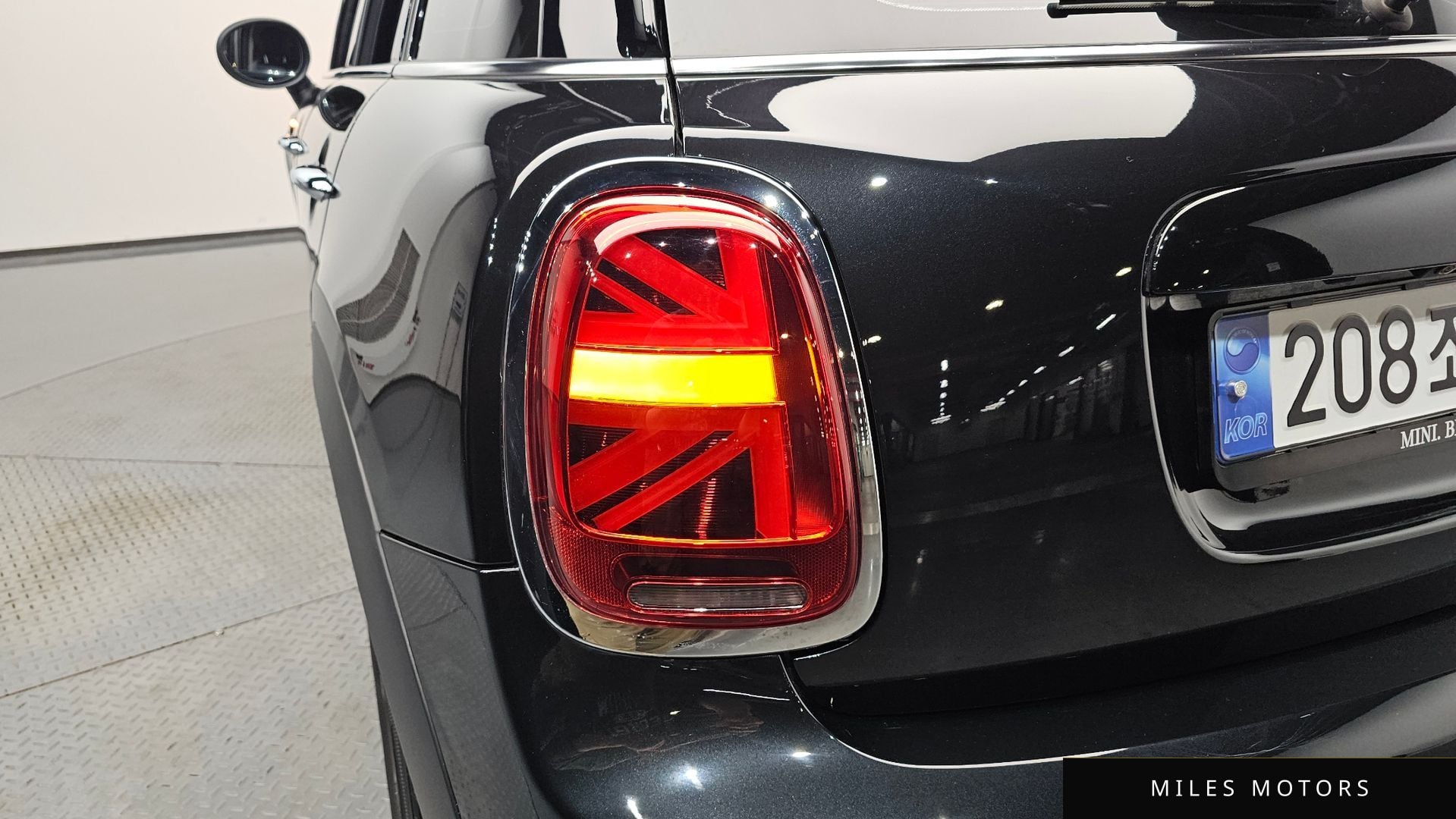 MINI Cooper 2023 — миниатюра 8