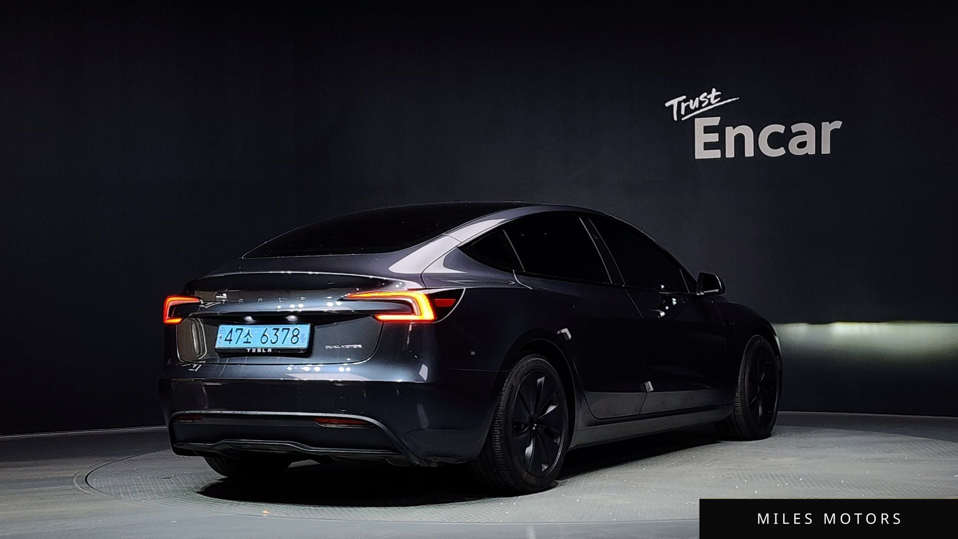 Tesla Model 3 2024 — миниатюра 2