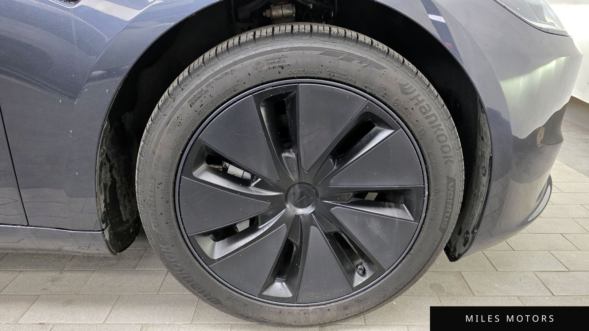 Tesla Model 3 2024 — миниатюра 7