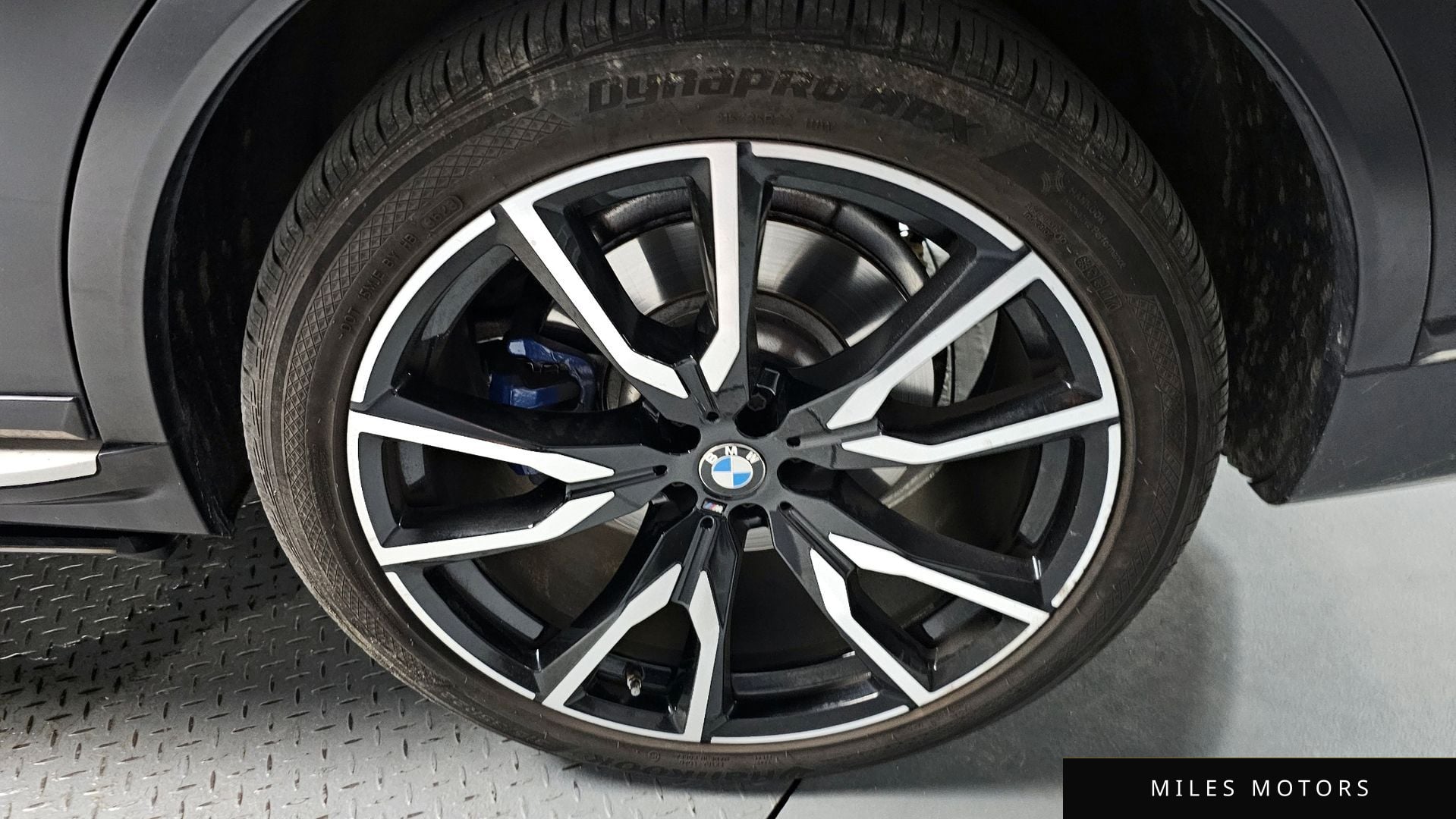 BMW X7 (G07) 2021 — миниатюра 7
