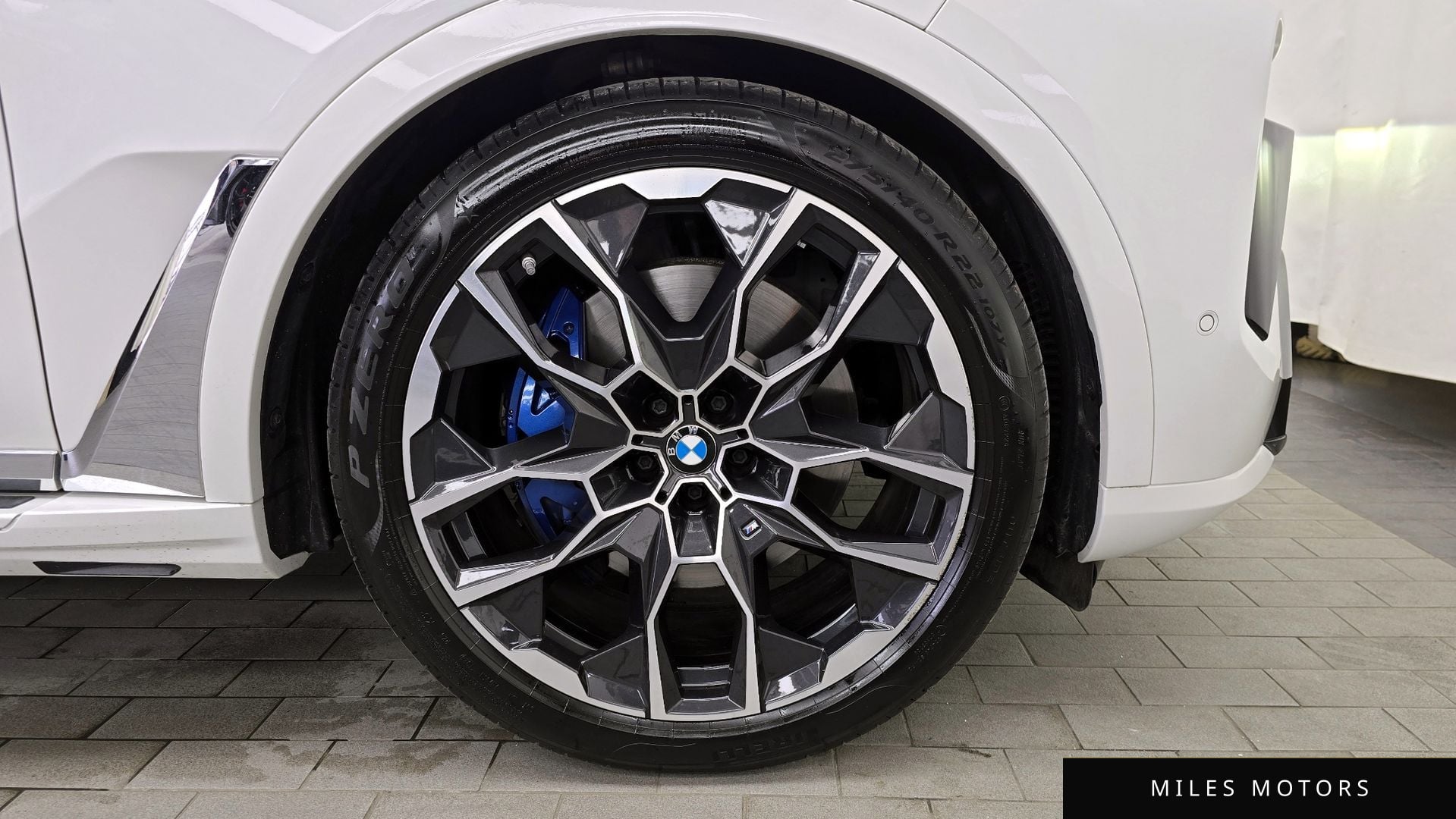 BMW X7 (G07) 2024 — миниатюра 7