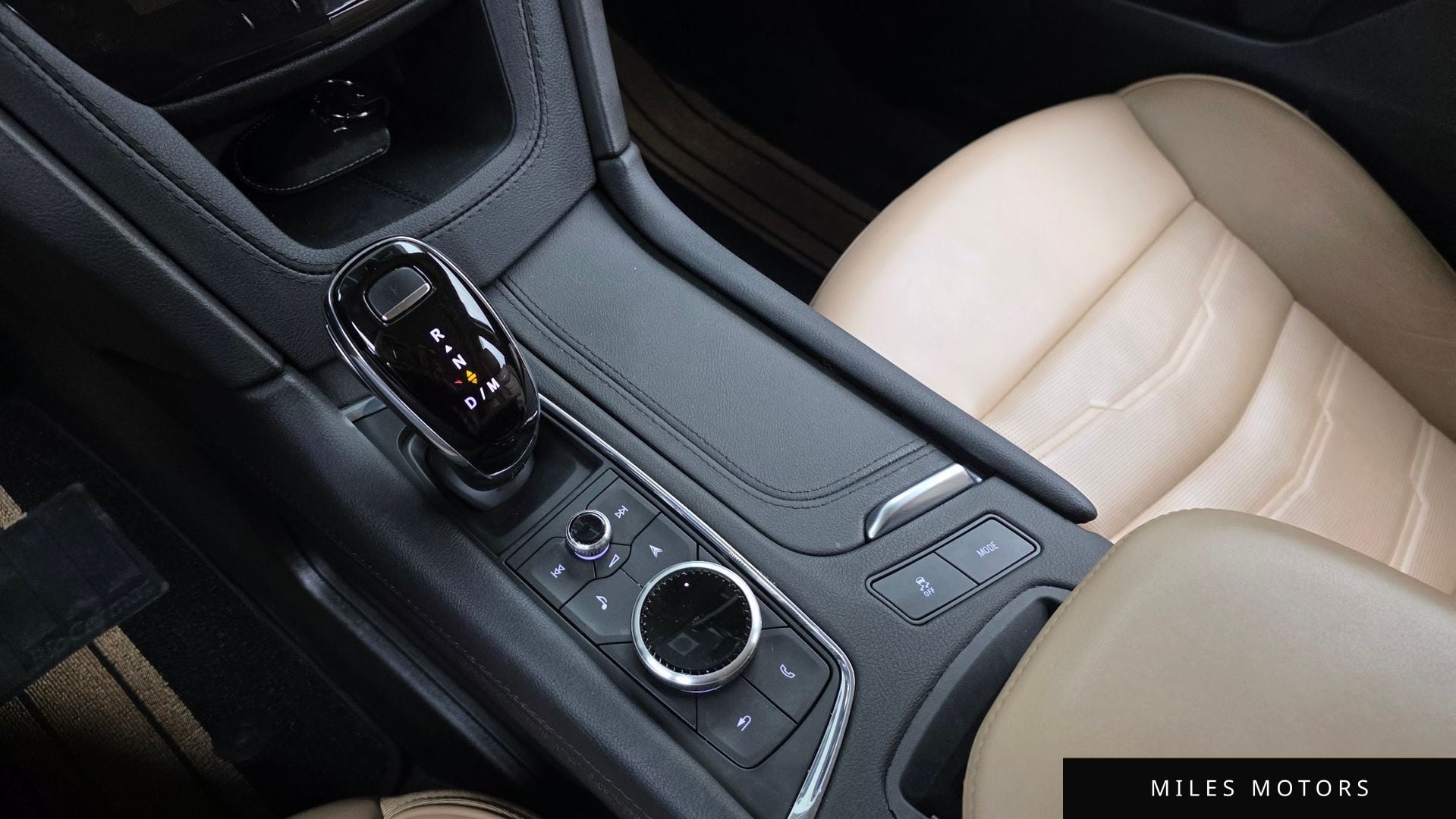 Cadillac XT6 2024 — миниатюра 9