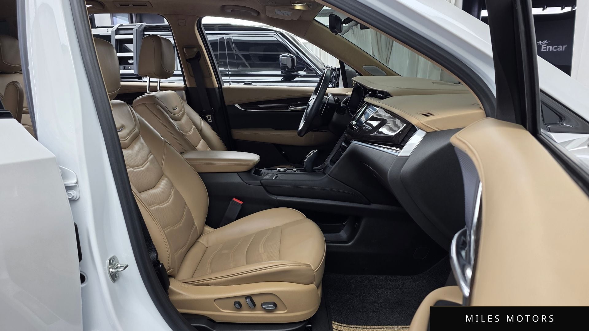 Cadillac XT6 2024 — миниатюра 11