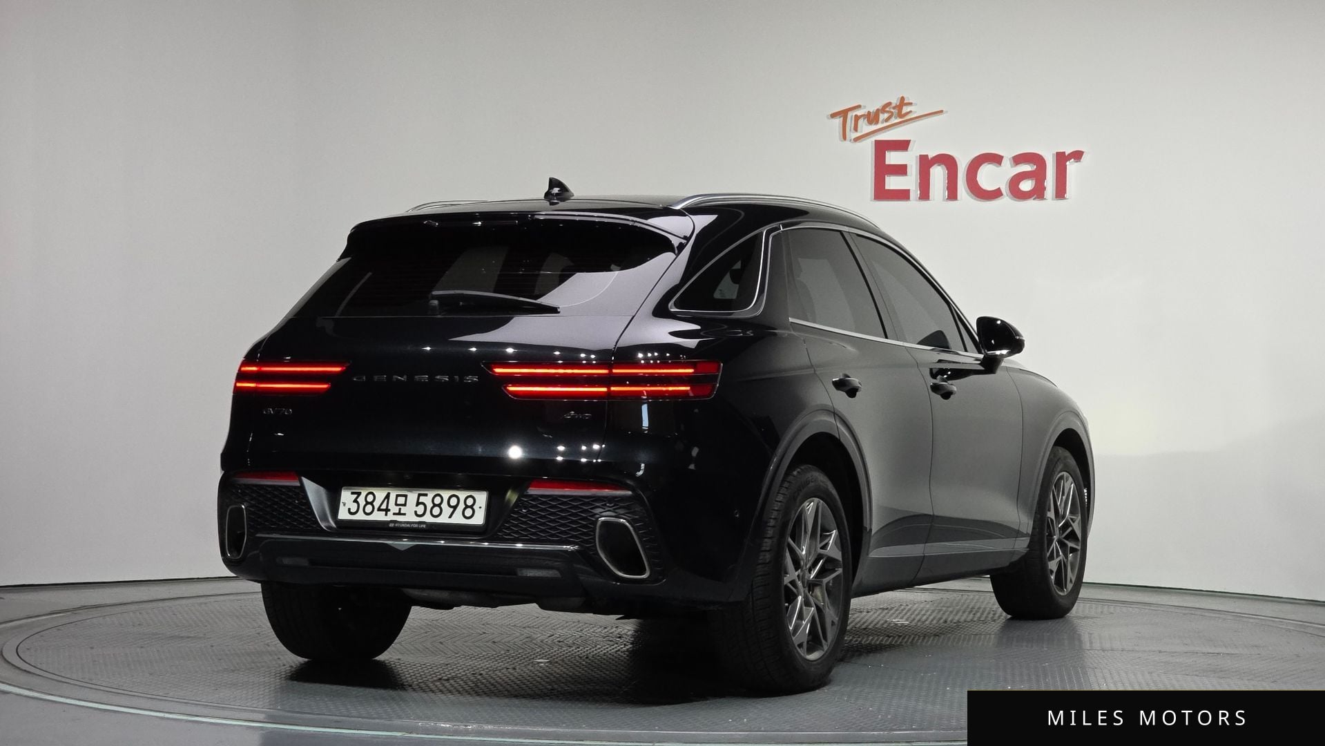 Genesis GV70 2021 — миниатюра 2