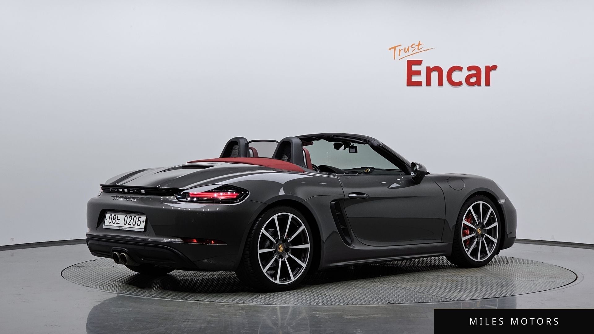 Porsche 718 2017 — фото 1 из 12