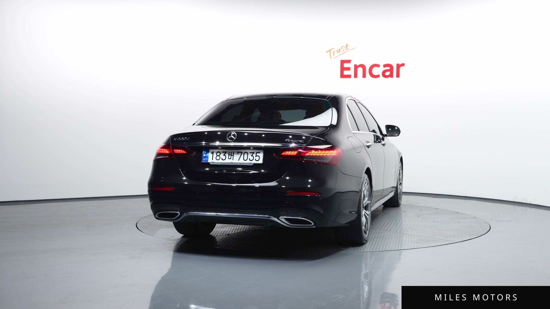 Mercedes-Benz E-Class W213 2023 — миниатюра 4