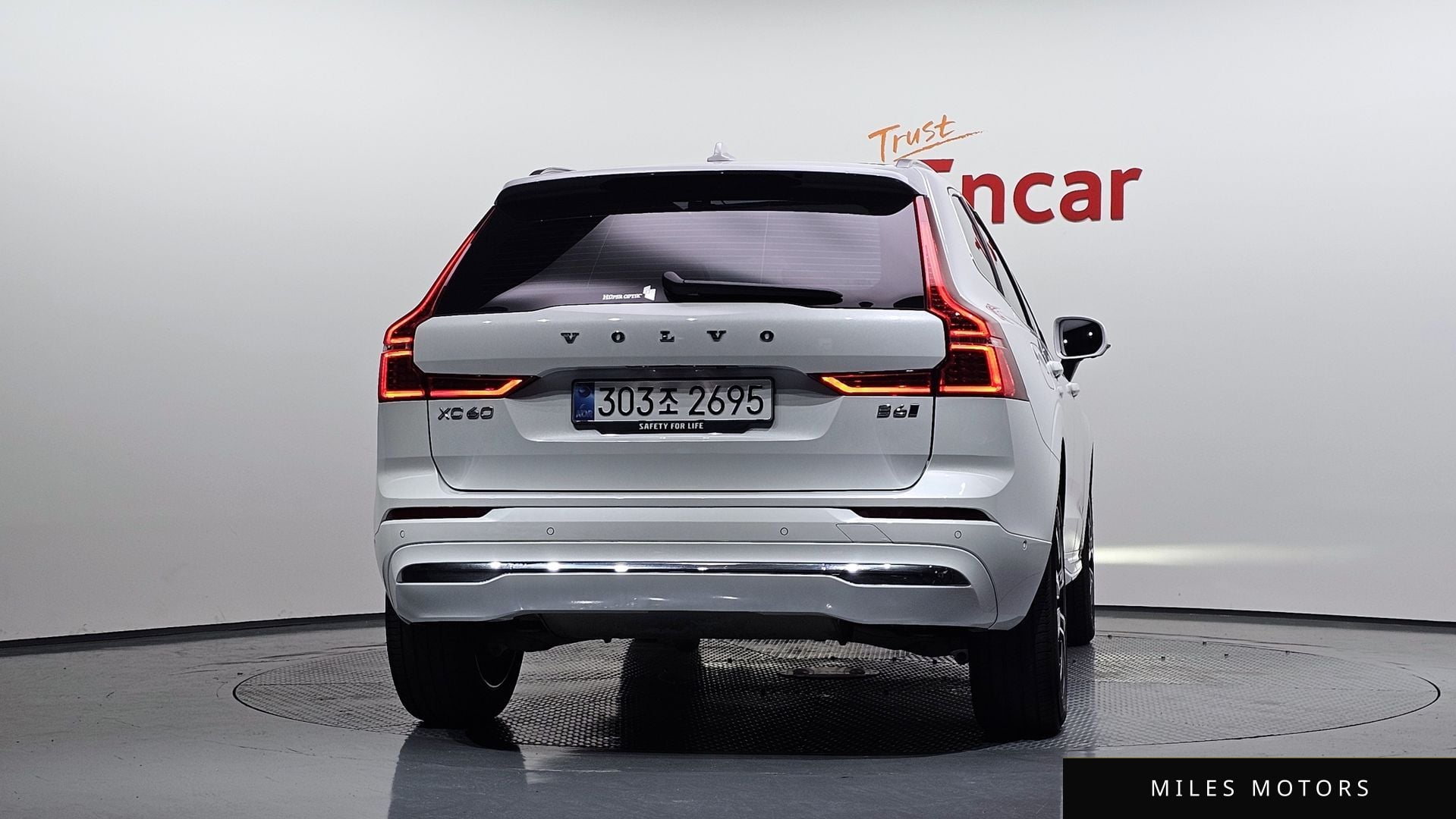 Volvo XC60 2025 — миниатюра 4