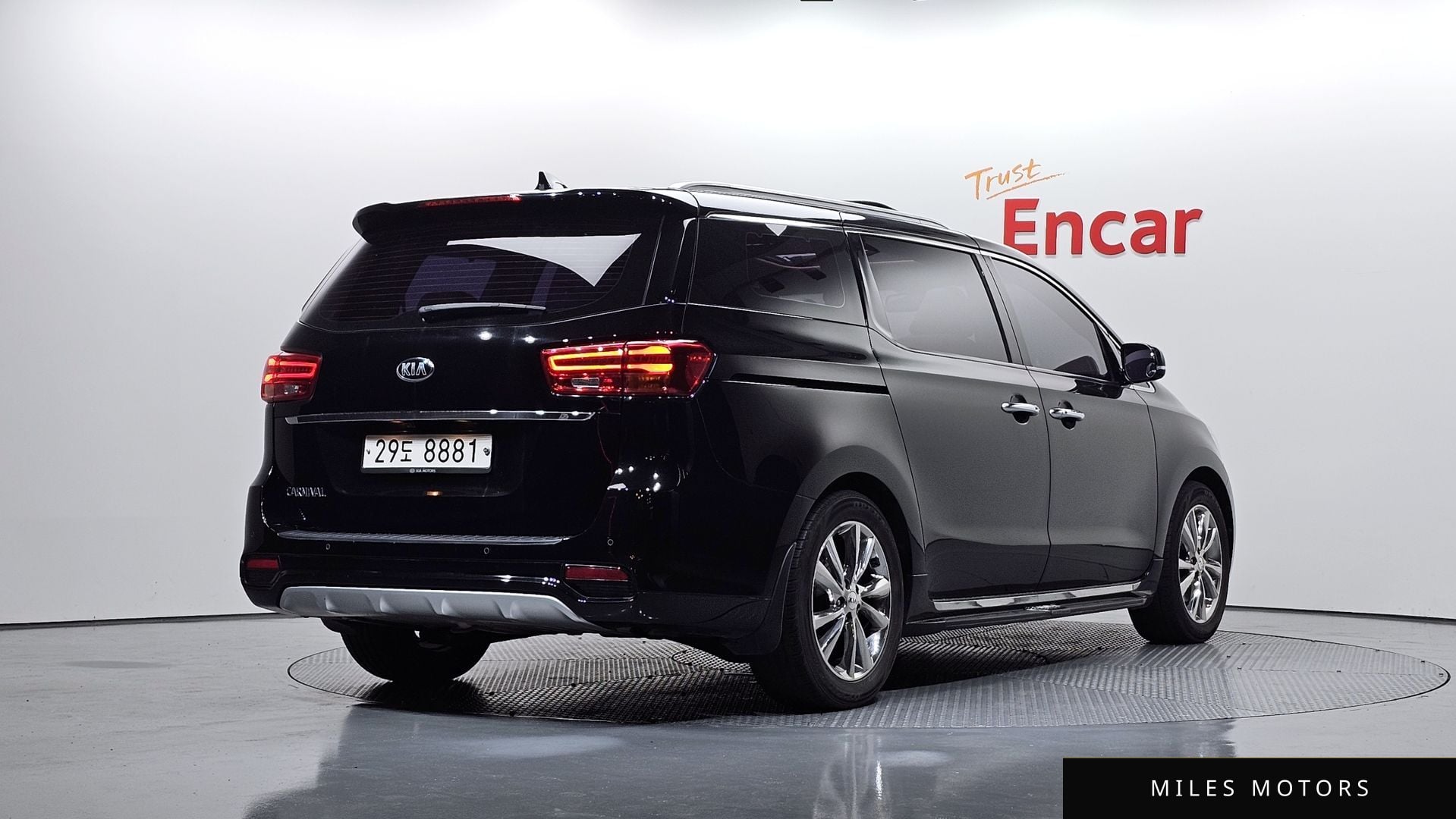 Kia Canival 2019 — миниатюра 2