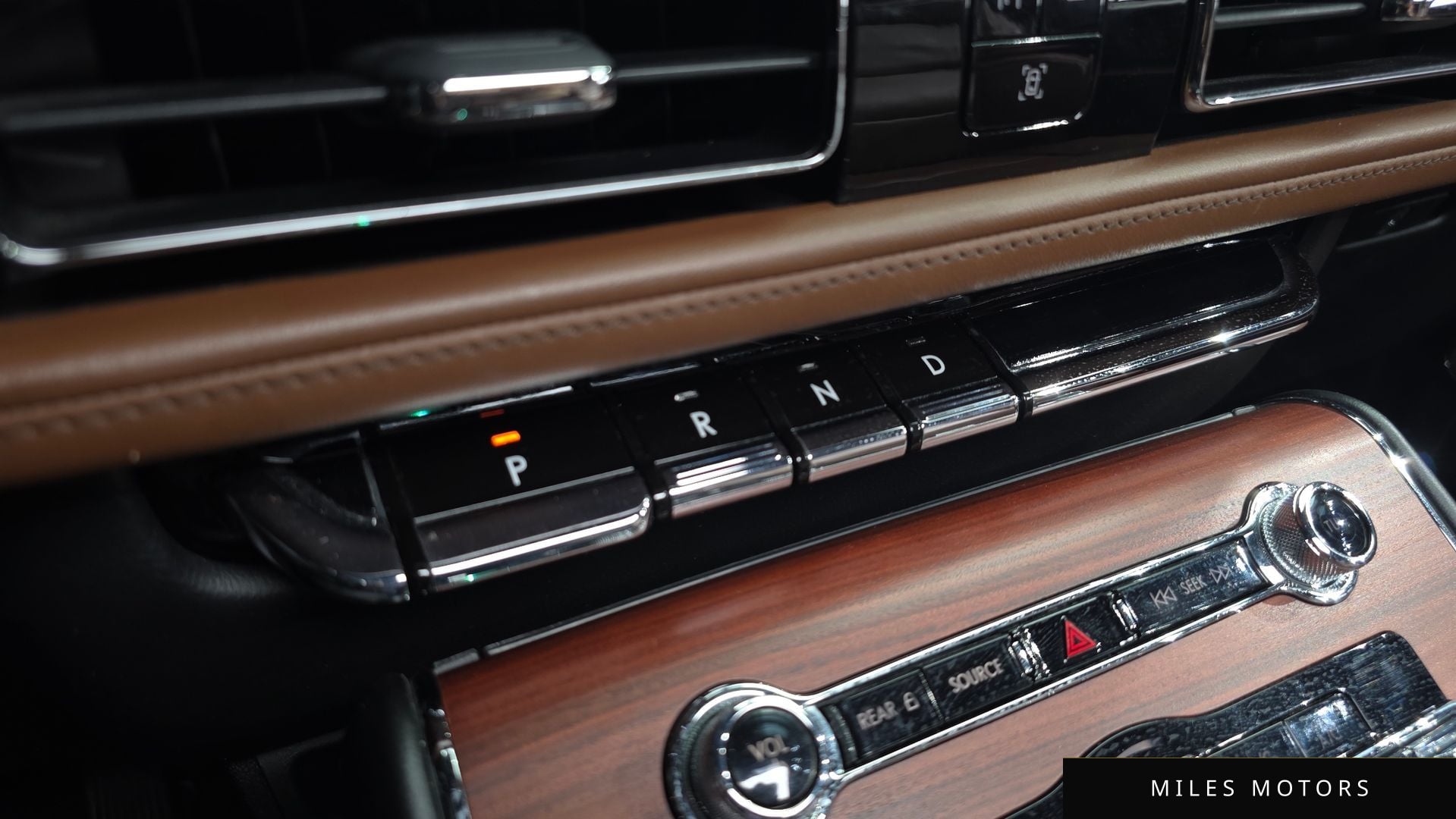 Lincoln Aviator 2021 — миниатюра 9