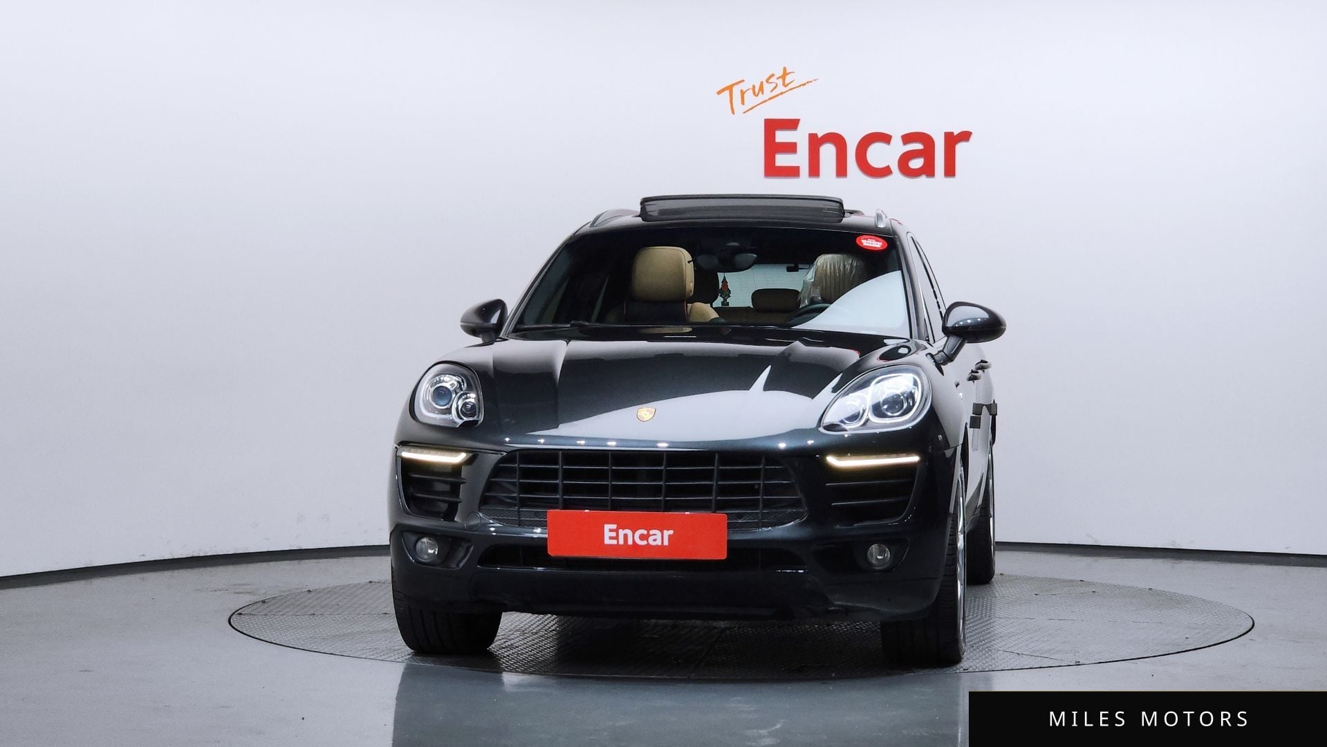 Porsche Macan 2017 — миниатюра 3