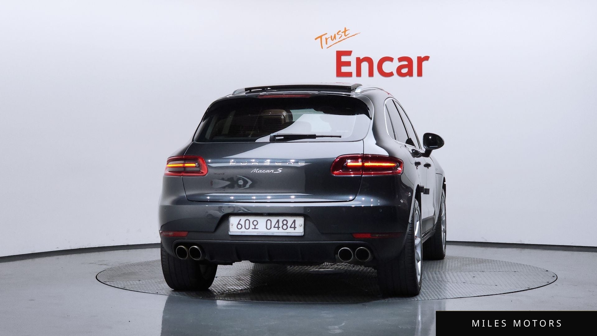 Porsche Macan 2017 — миниатюра 4