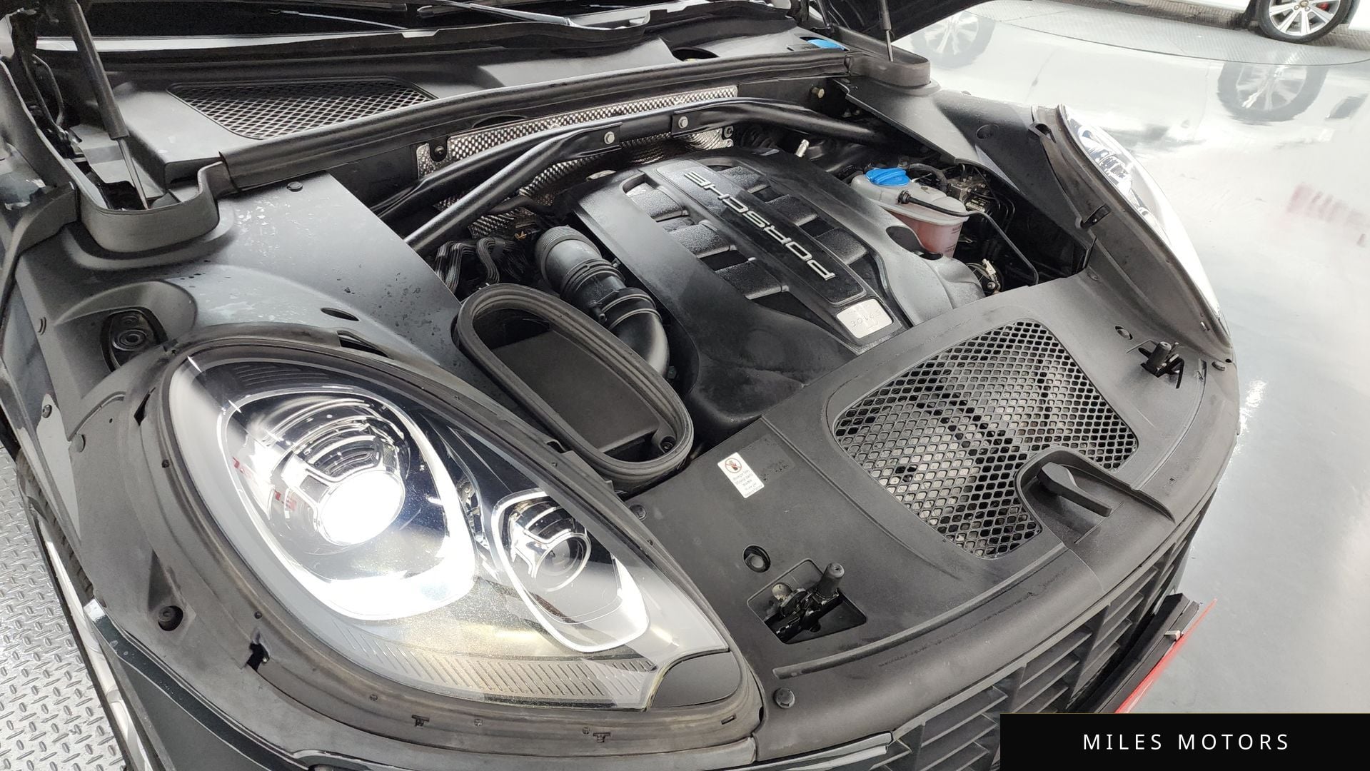 Porsche Macan 2017 — миниатюра 6