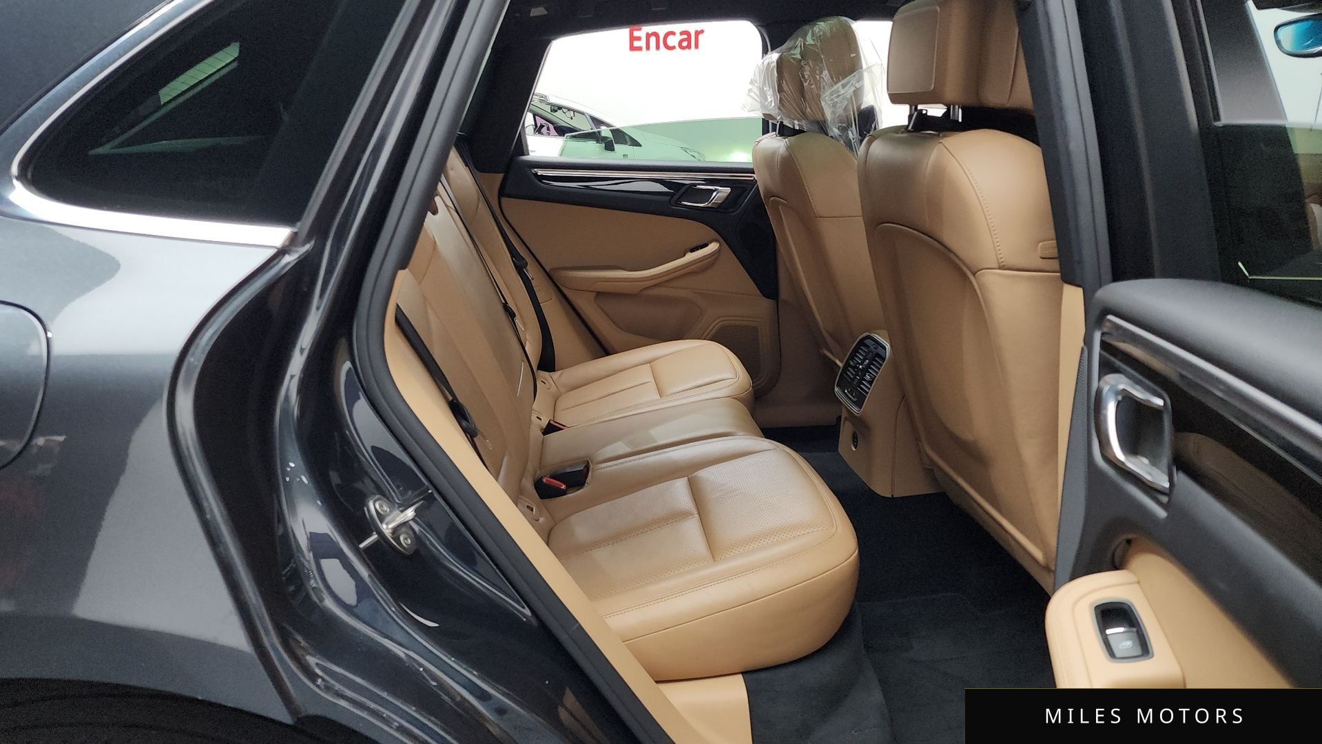 Porsche Macan 2017 — миниатюра 10