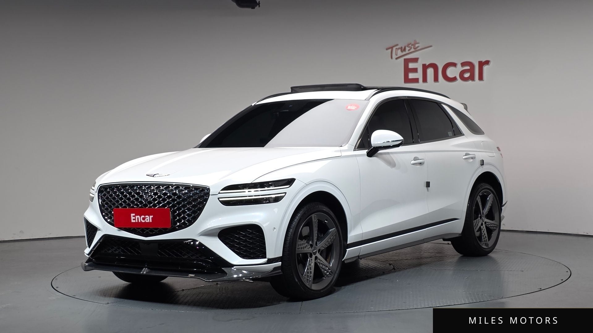 Genesis GV70 2023 — фото 1 из 12