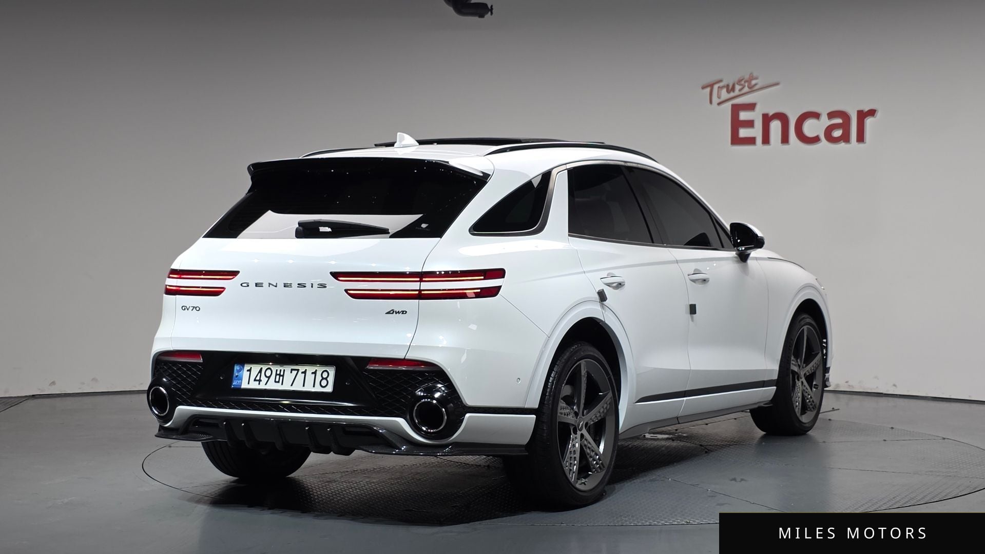 Genesis GV70 2023 — миниатюра 2