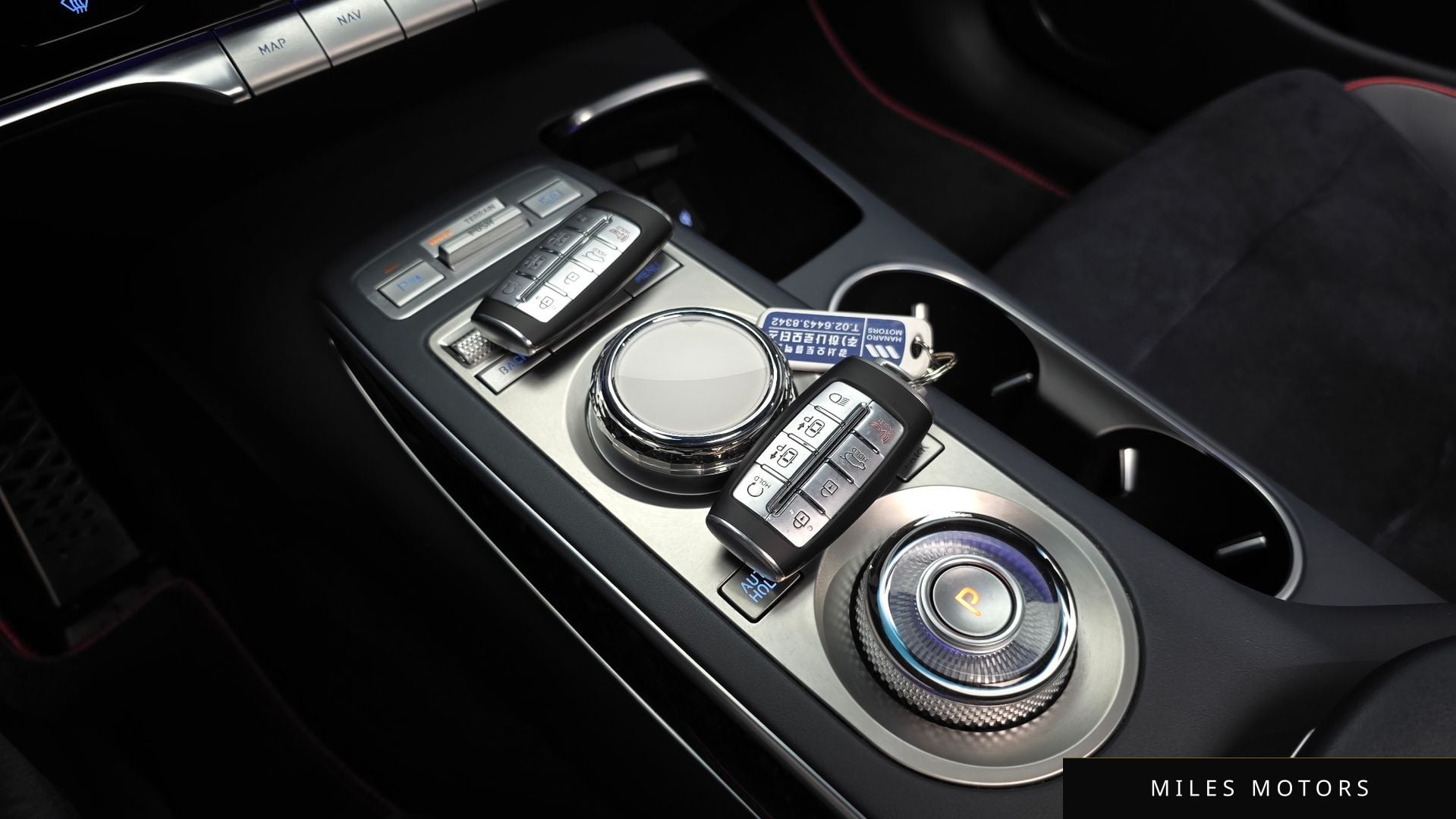 Genesis GV70 2023 — миниатюра 9