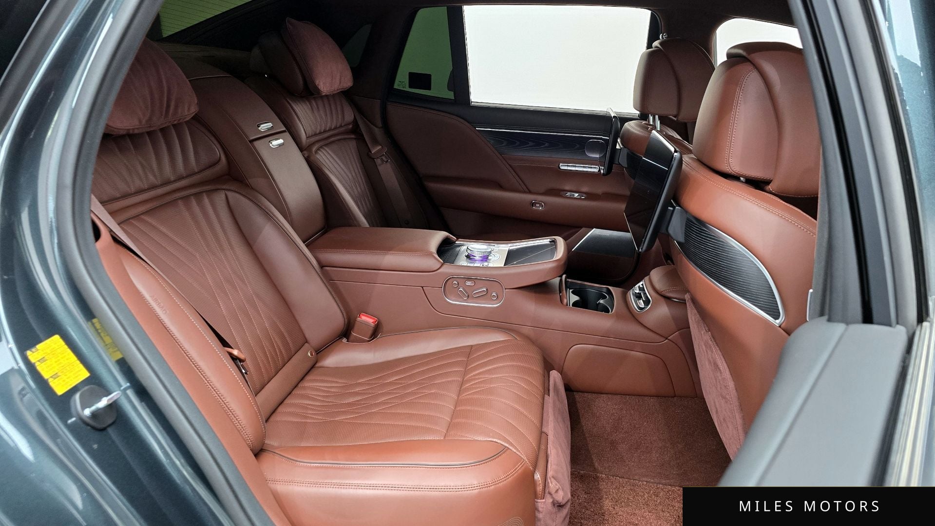 Genesis G90 (RS4) 2023 — миниатюра 11