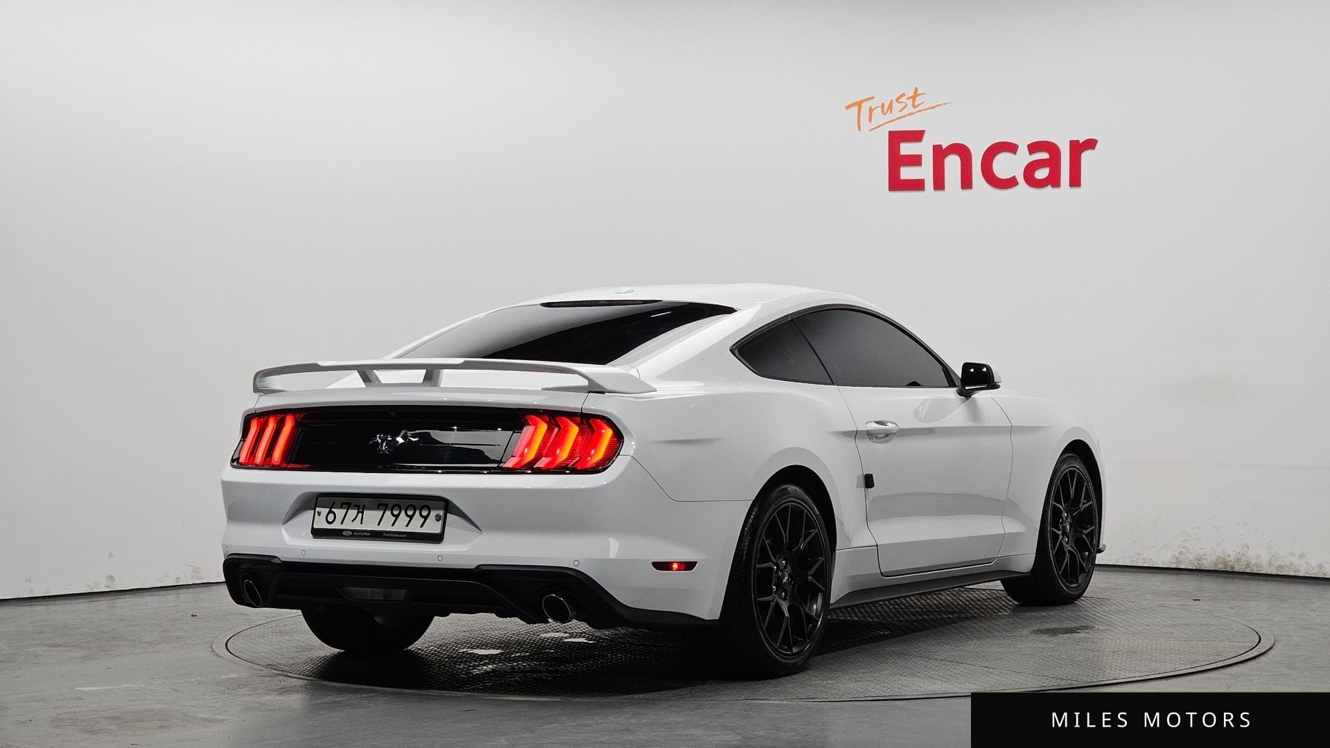 Ford Mustang 2019 — миниатюра 2