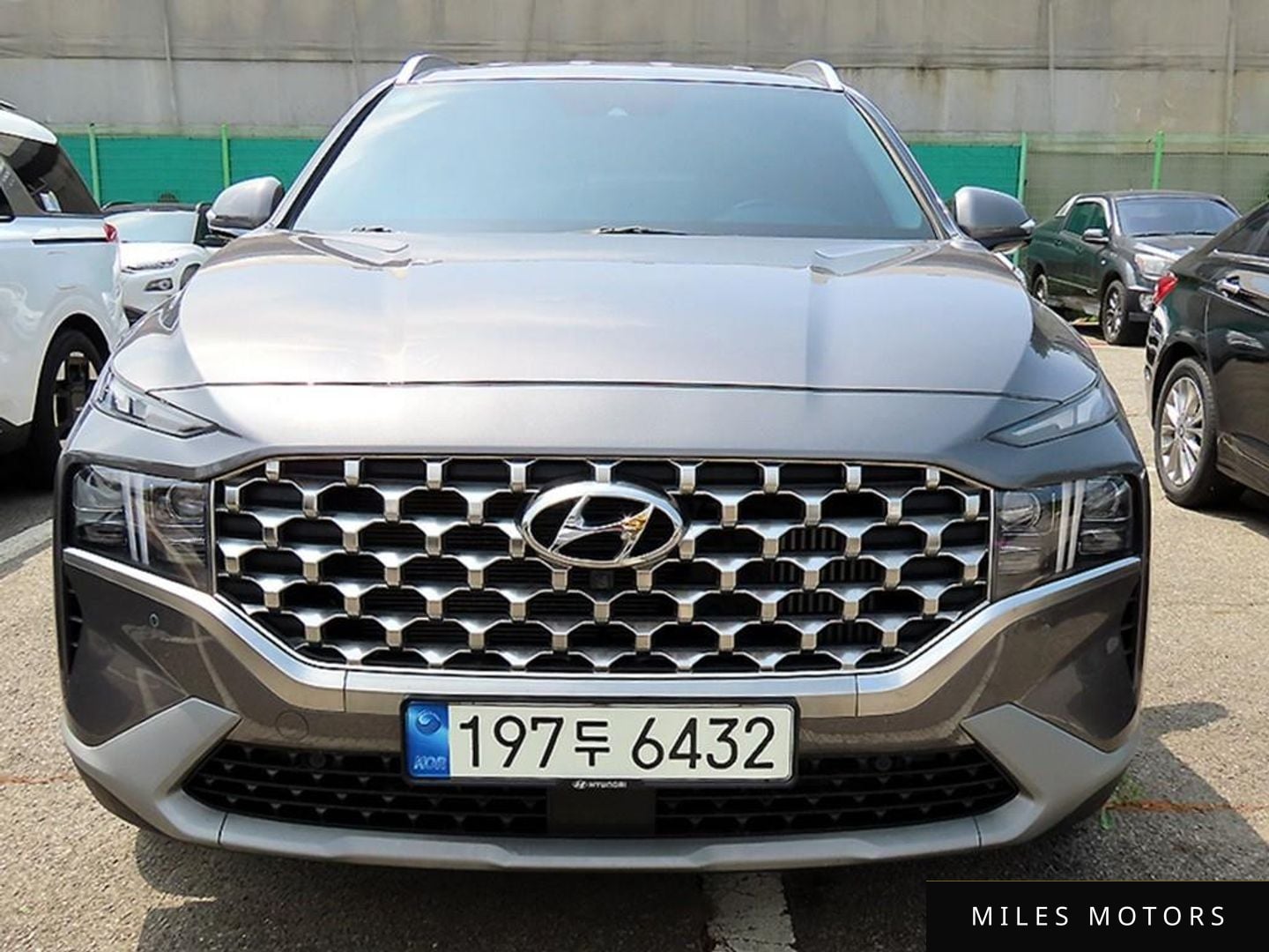 Hyundai Santafe 2023 — фото 1 из 12