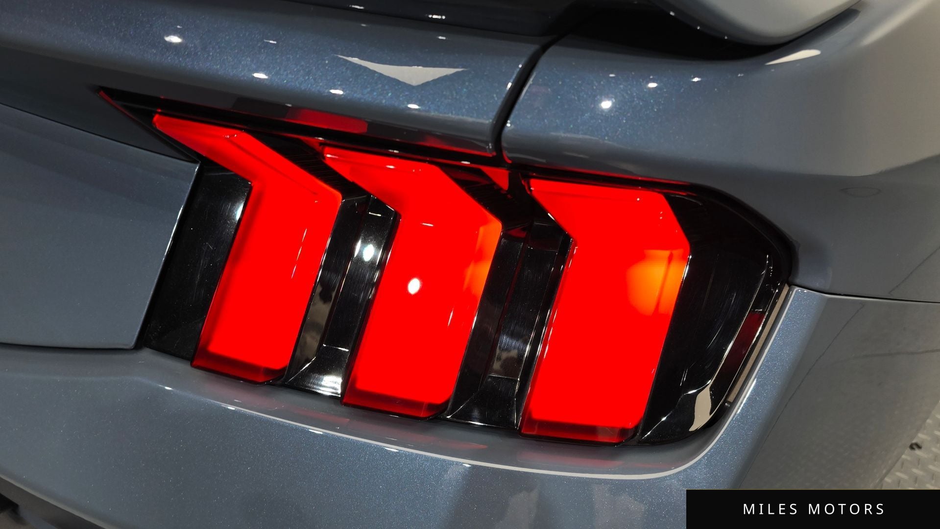Ford Mustang 2024 — миниатюра 8