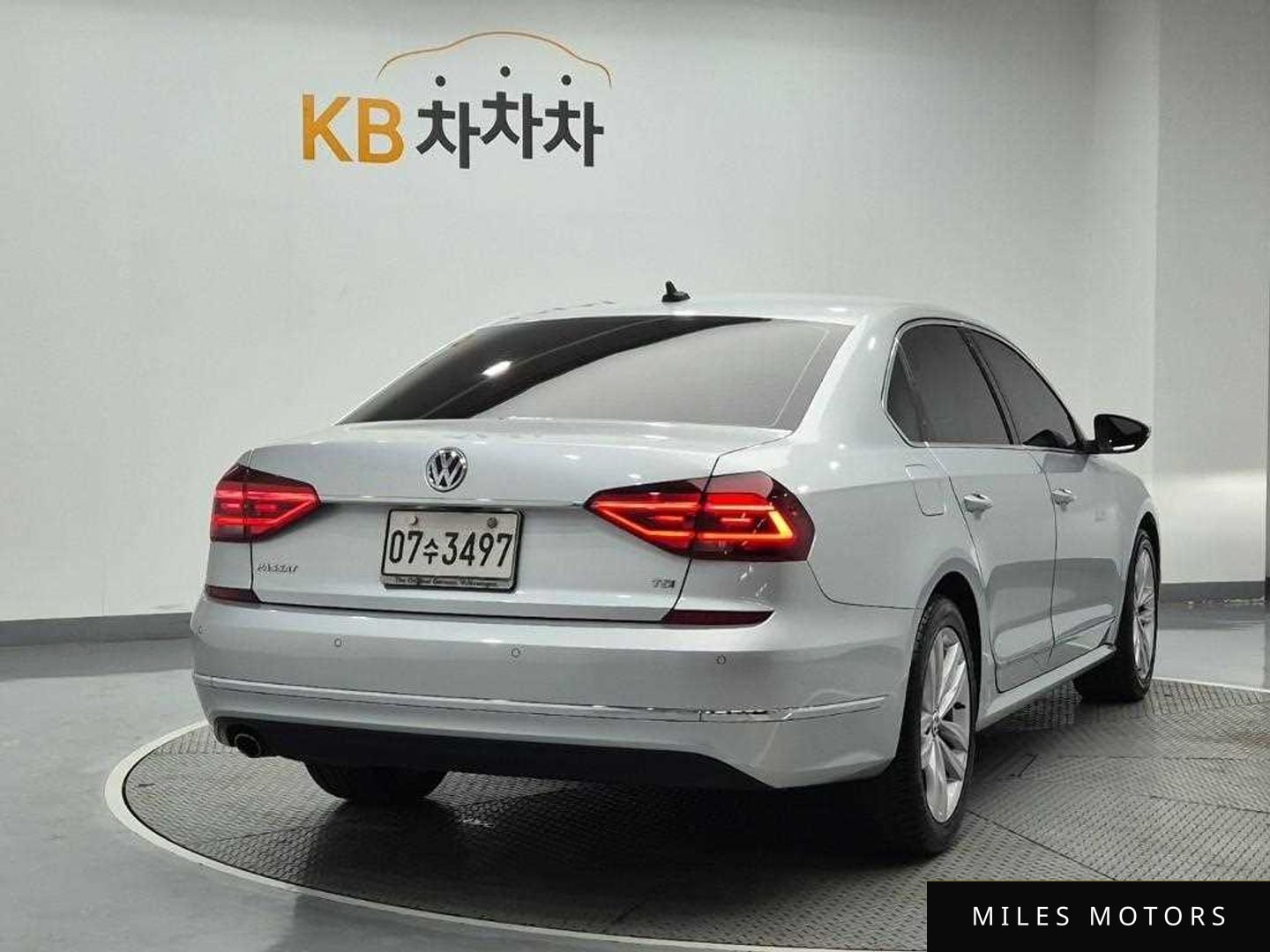 Volkswagen Passat 2018 — миниатюра 3