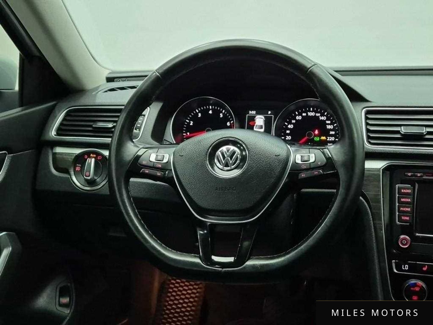 Volkswagen Passat 2018 — миниатюра 9