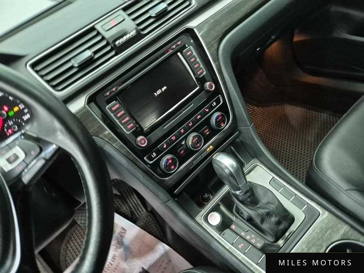 Volkswagen Passat 2018 — миниатюра 10