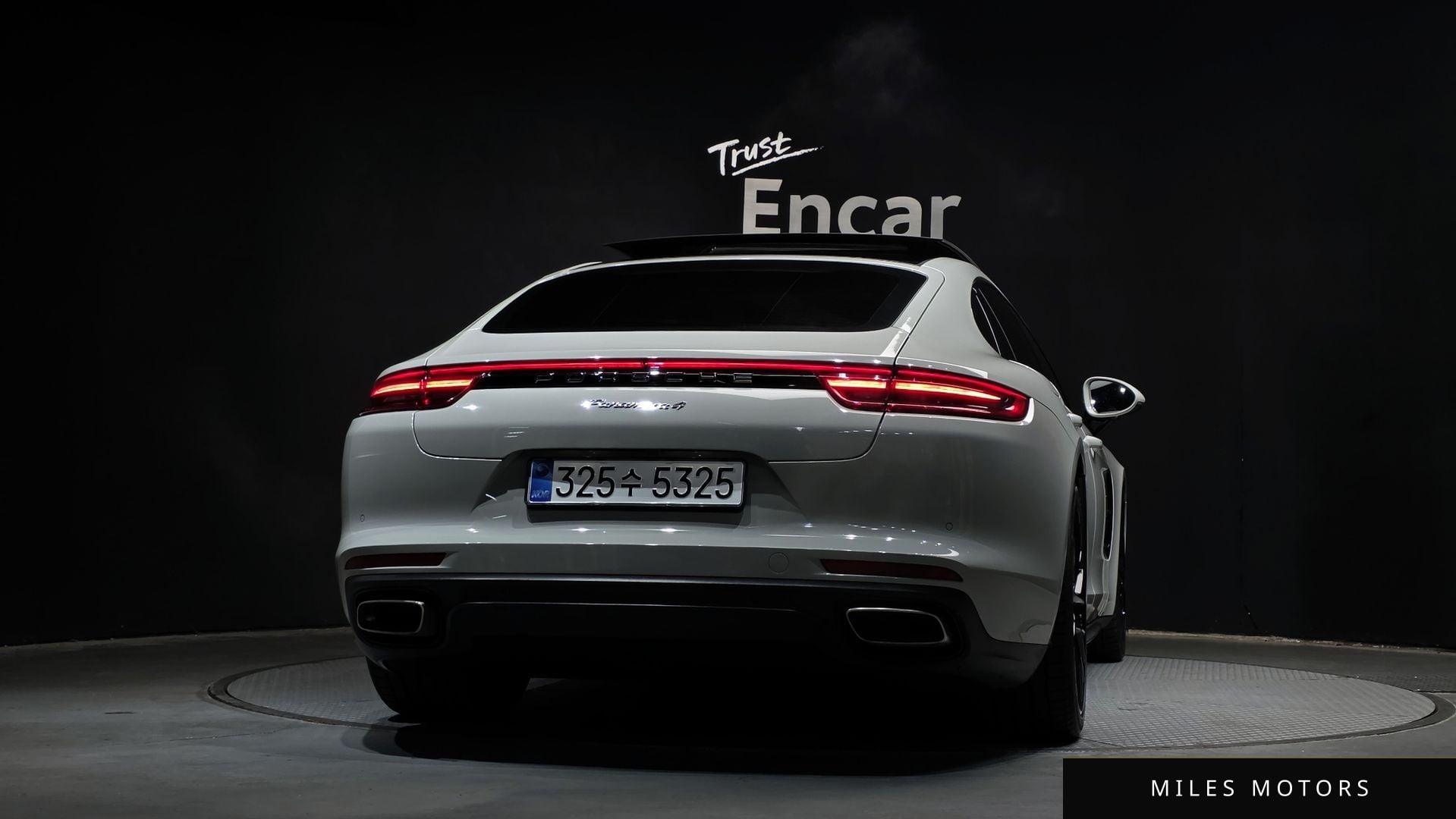 Porsche Panamera 2018 — миниатюра 4