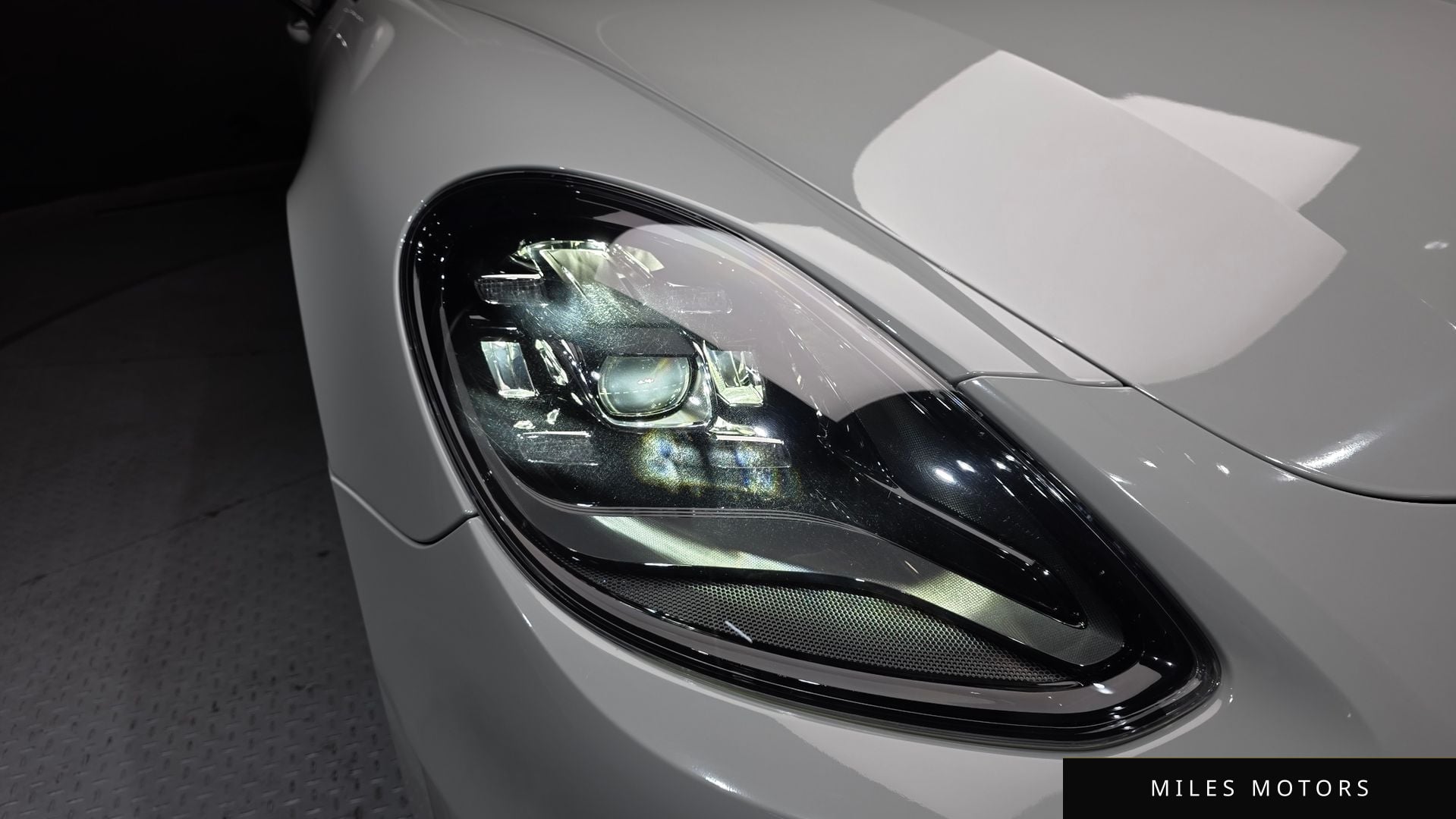Porsche Panamera 2018 — миниатюра 8