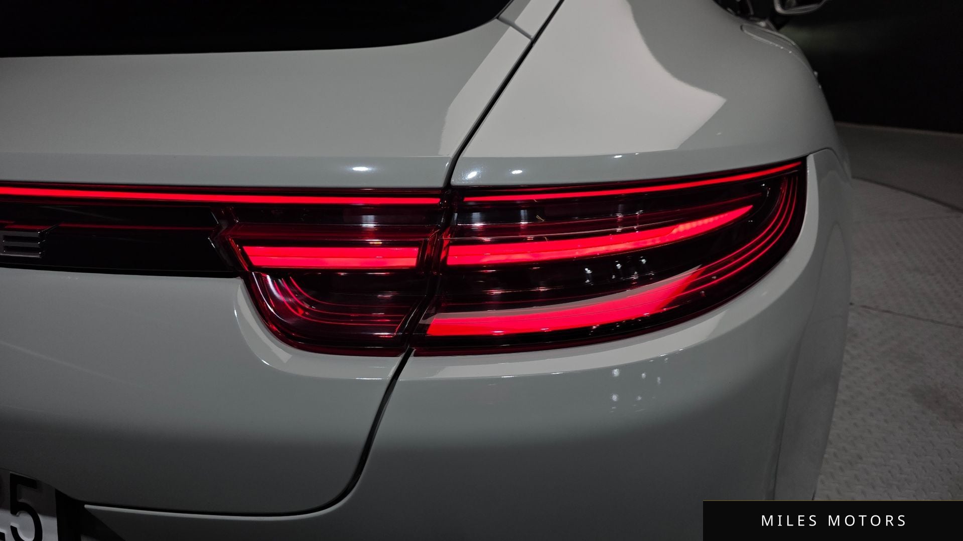 Porsche Panamera 2018 — миниатюра 9