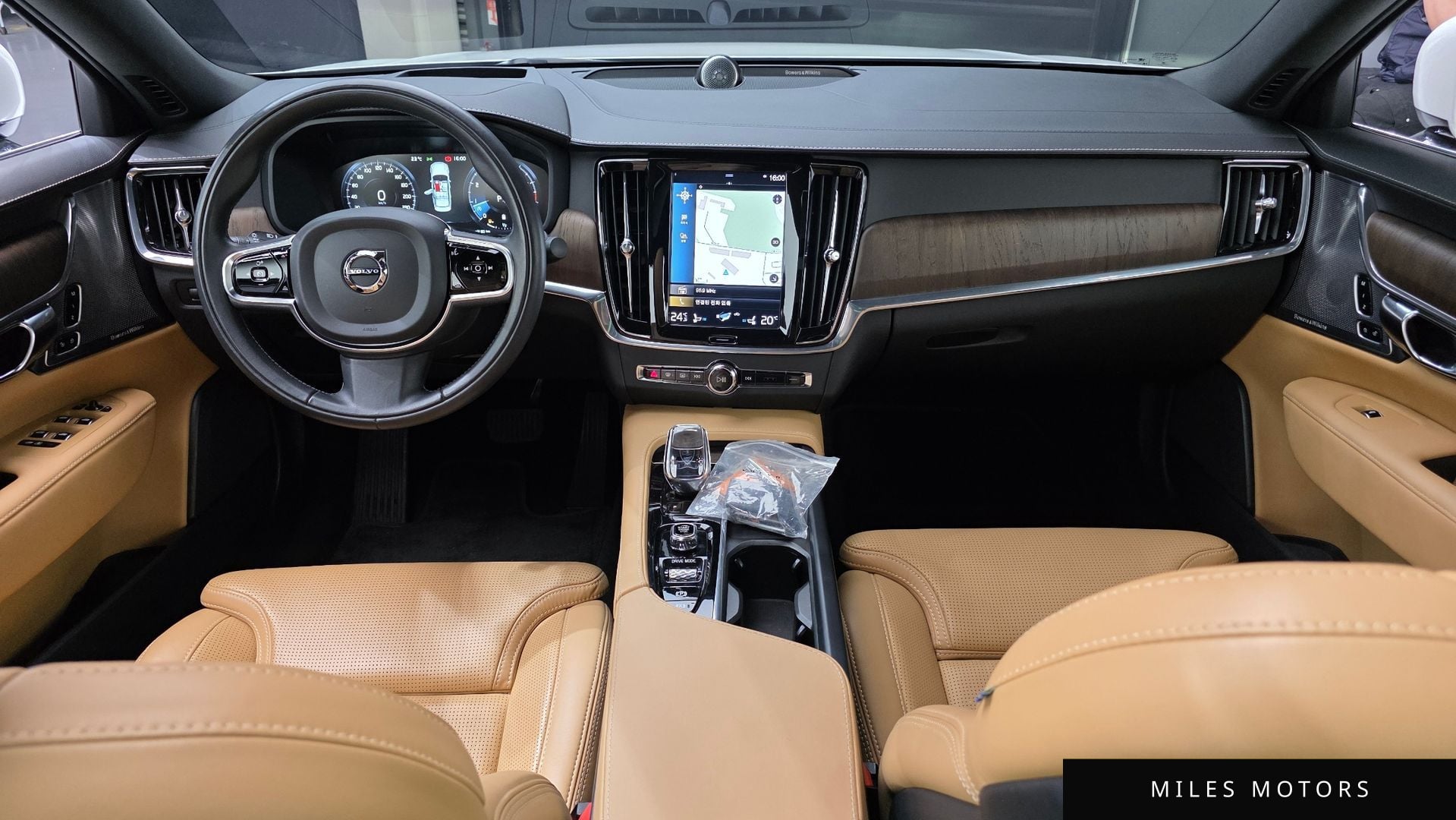 Volvo S90 2021 — миниатюра 10
