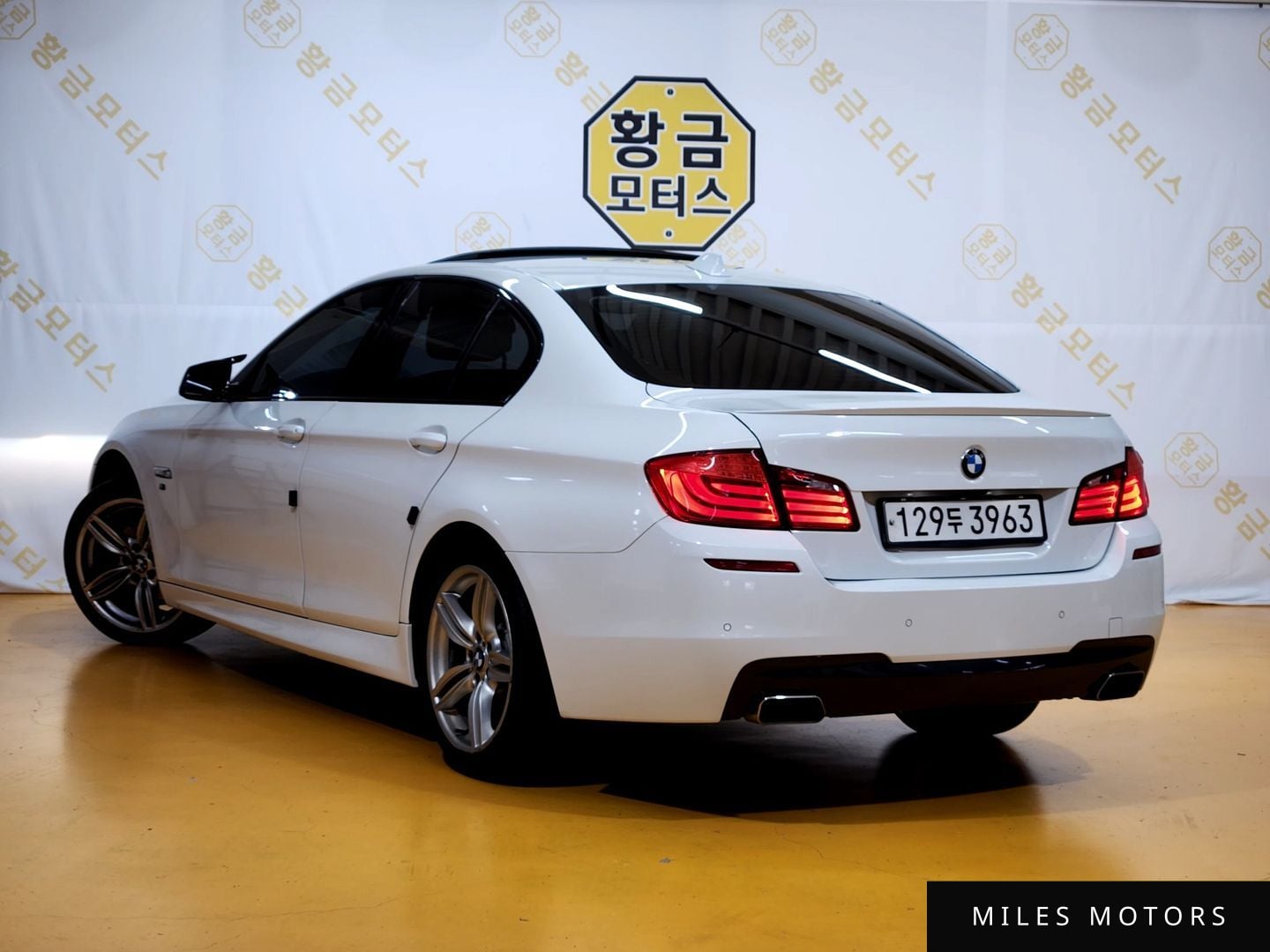 BMW 5 Series (F10) 2013 — миниатюра 5