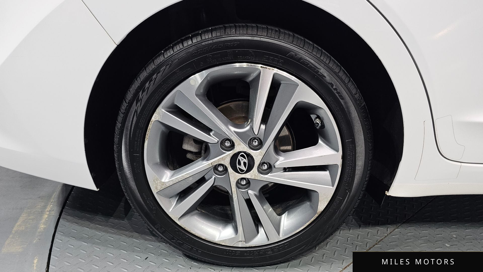 Hyundai AVANTE 2017 — миниатюра 5