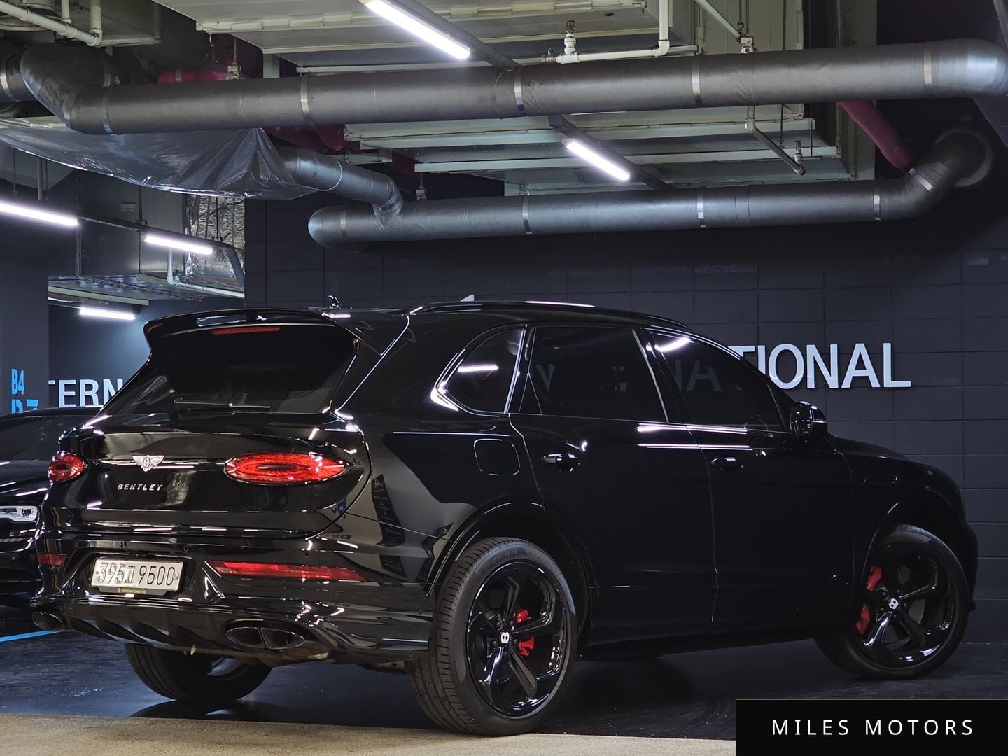 Bentley Bentayga 2022 — миниатюра 6