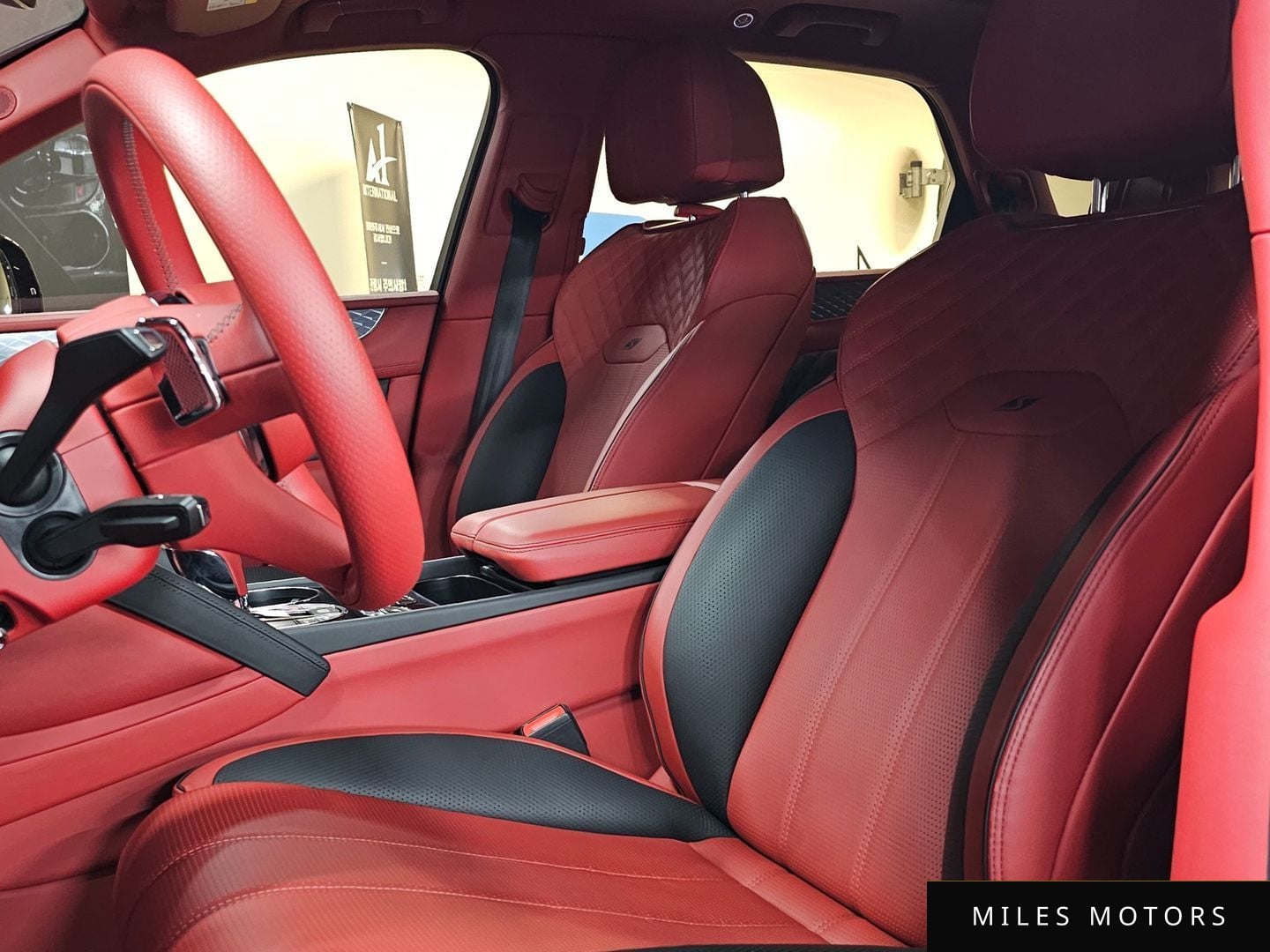Bentley Bentayga 2022 — миниатюра 8