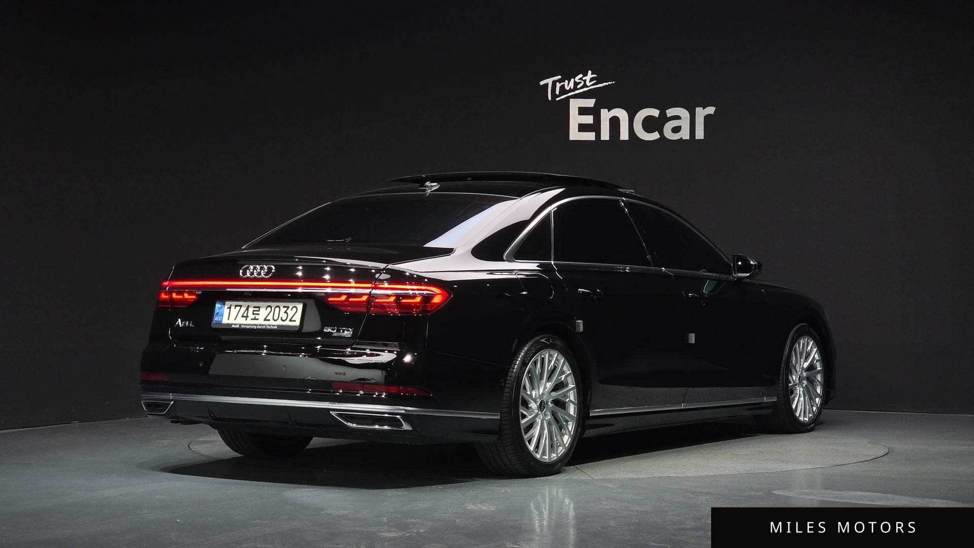 Audi A8 (D5) 2021 — миниатюра 2
