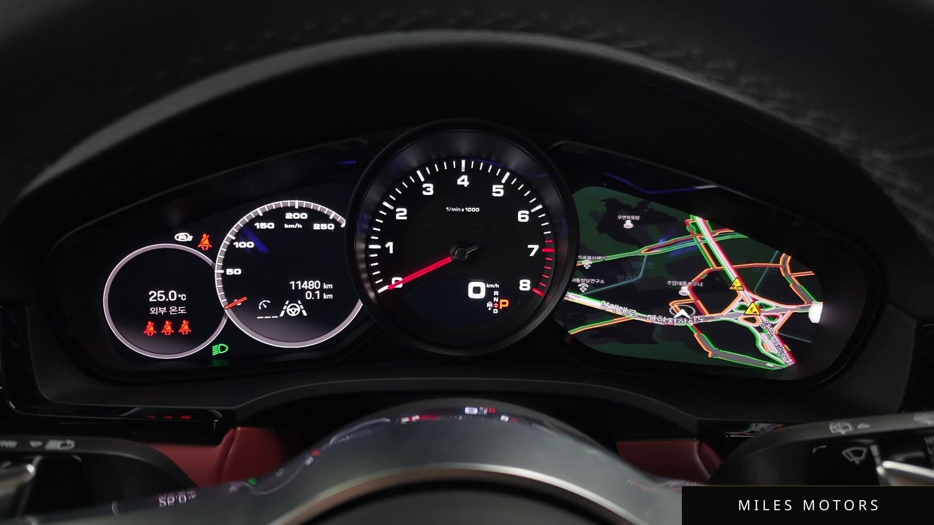Porsche Cayenne 2023 — миниатюра 8