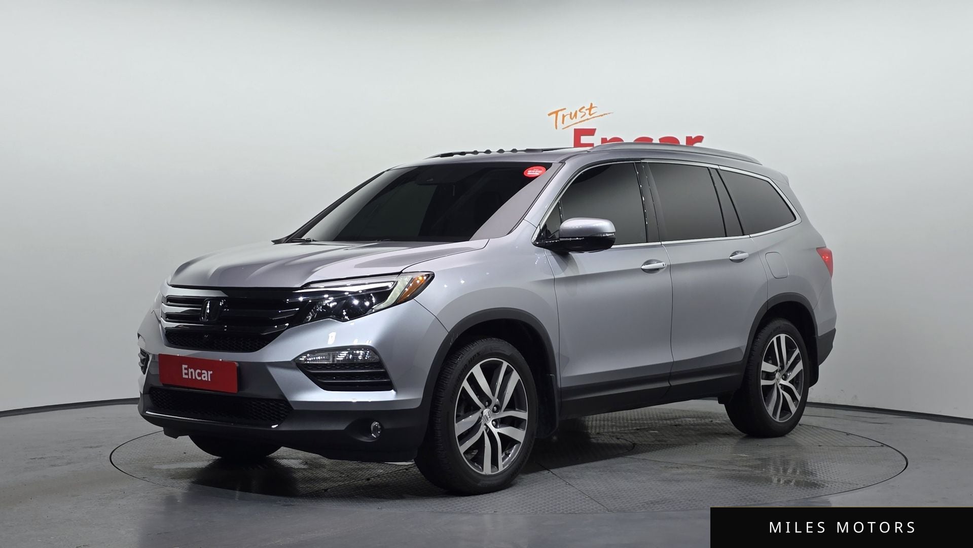 Honda Pilot 2017 — фото 1 из 12