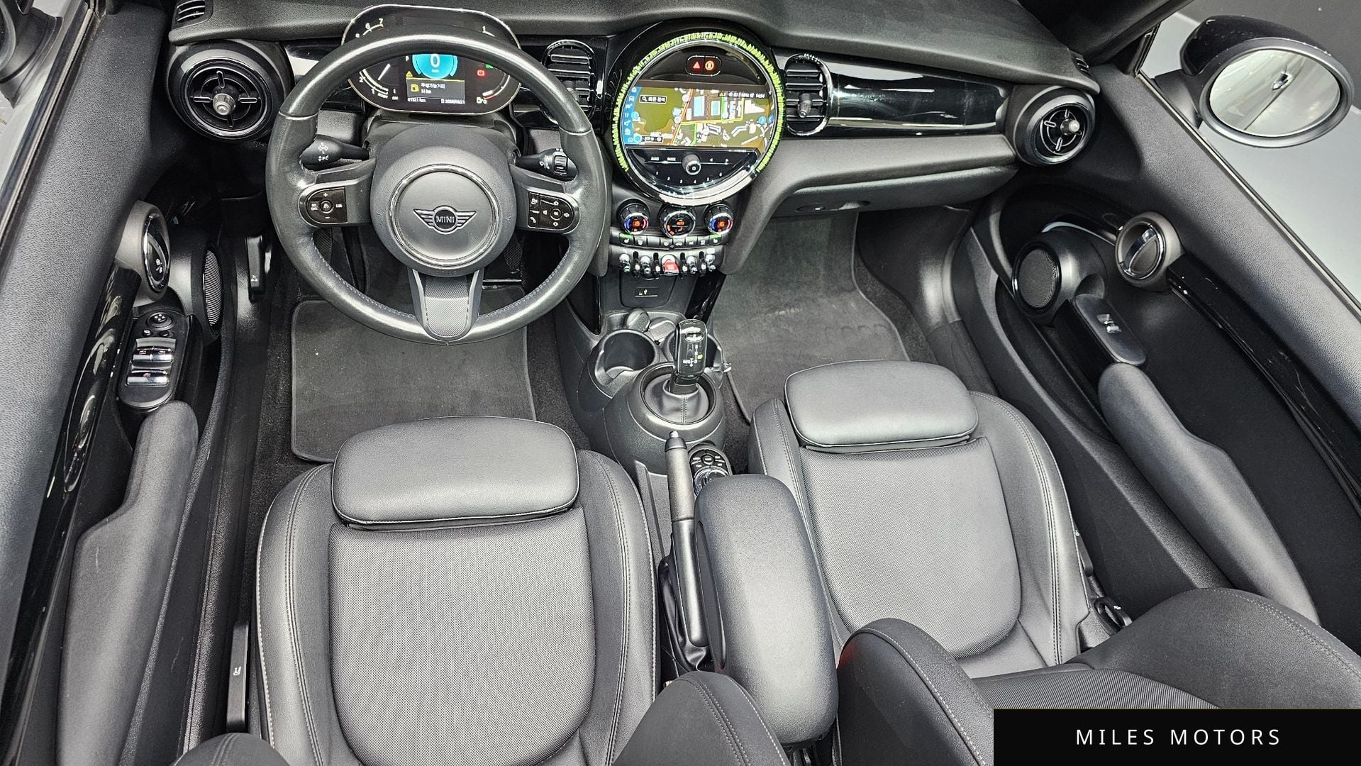 MINI Cooper Convertible 2024 — миниатюра 10