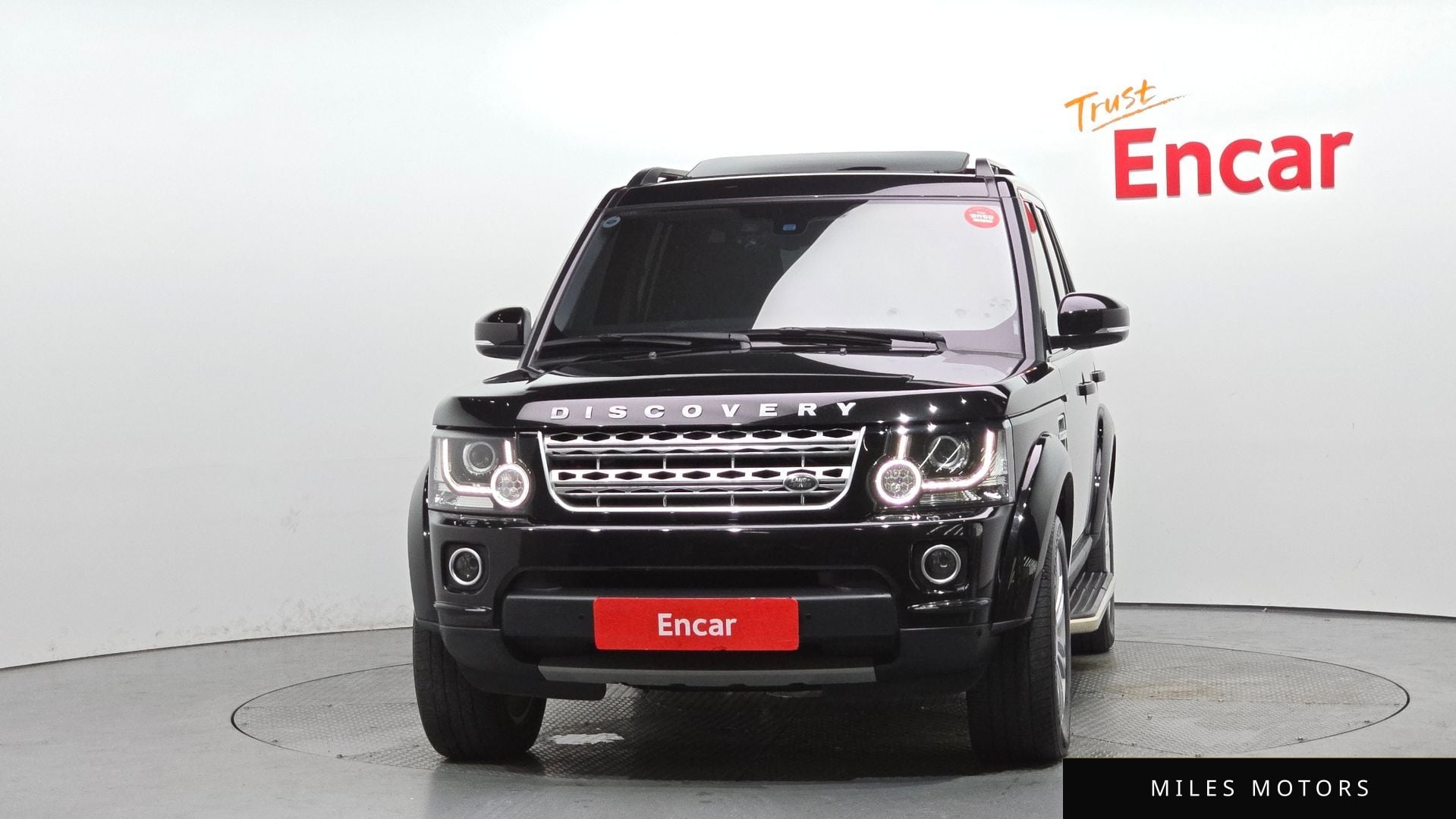 Land Rover Discovery 2016 — миниатюра 3