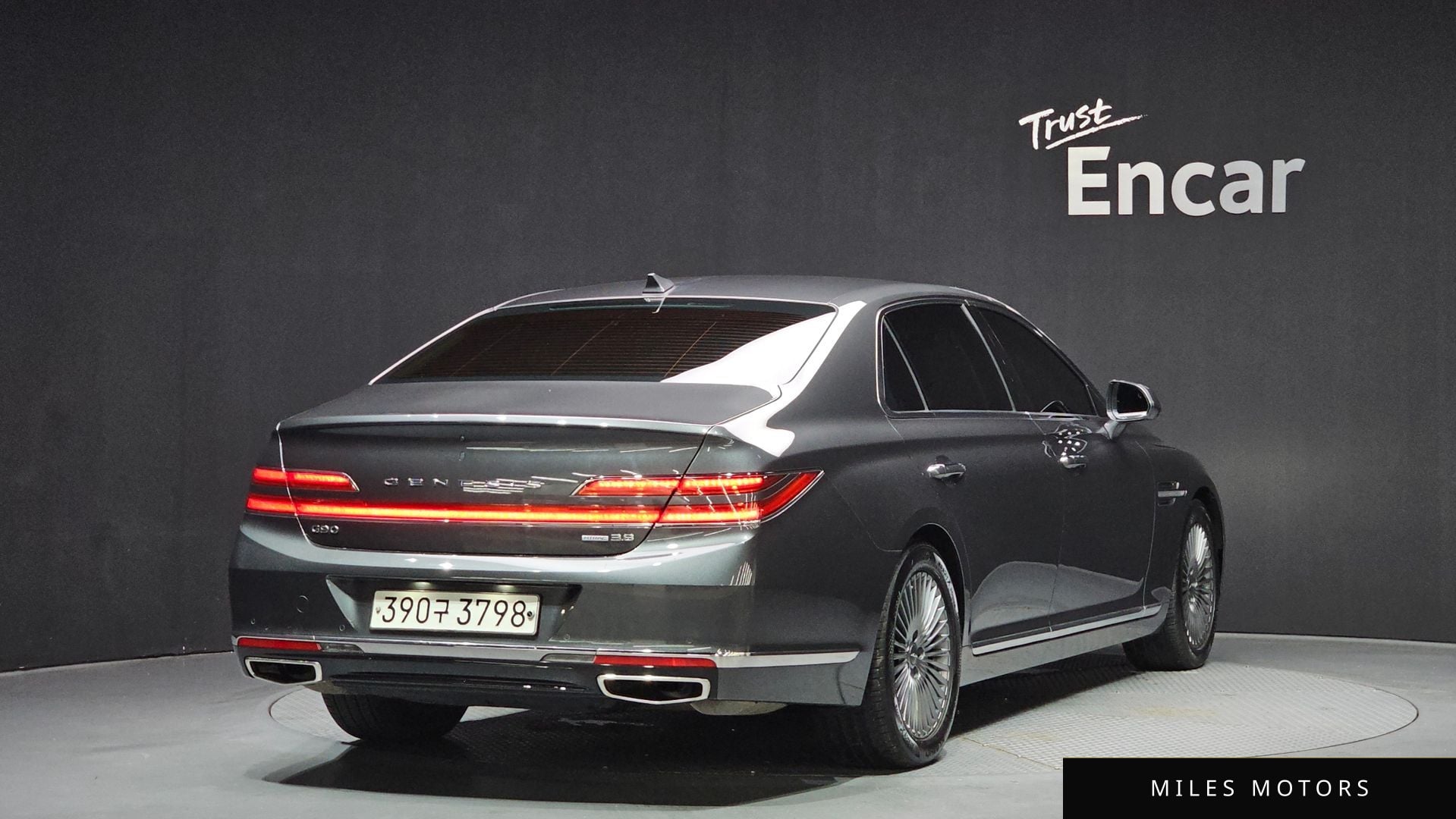 Genesis G90 2019 — миниатюра 2