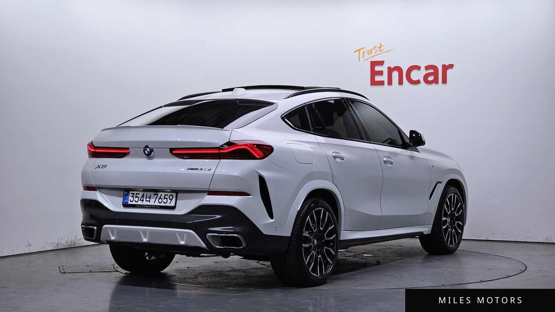 BMW X6 (G06) 2025 — миниатюра 2