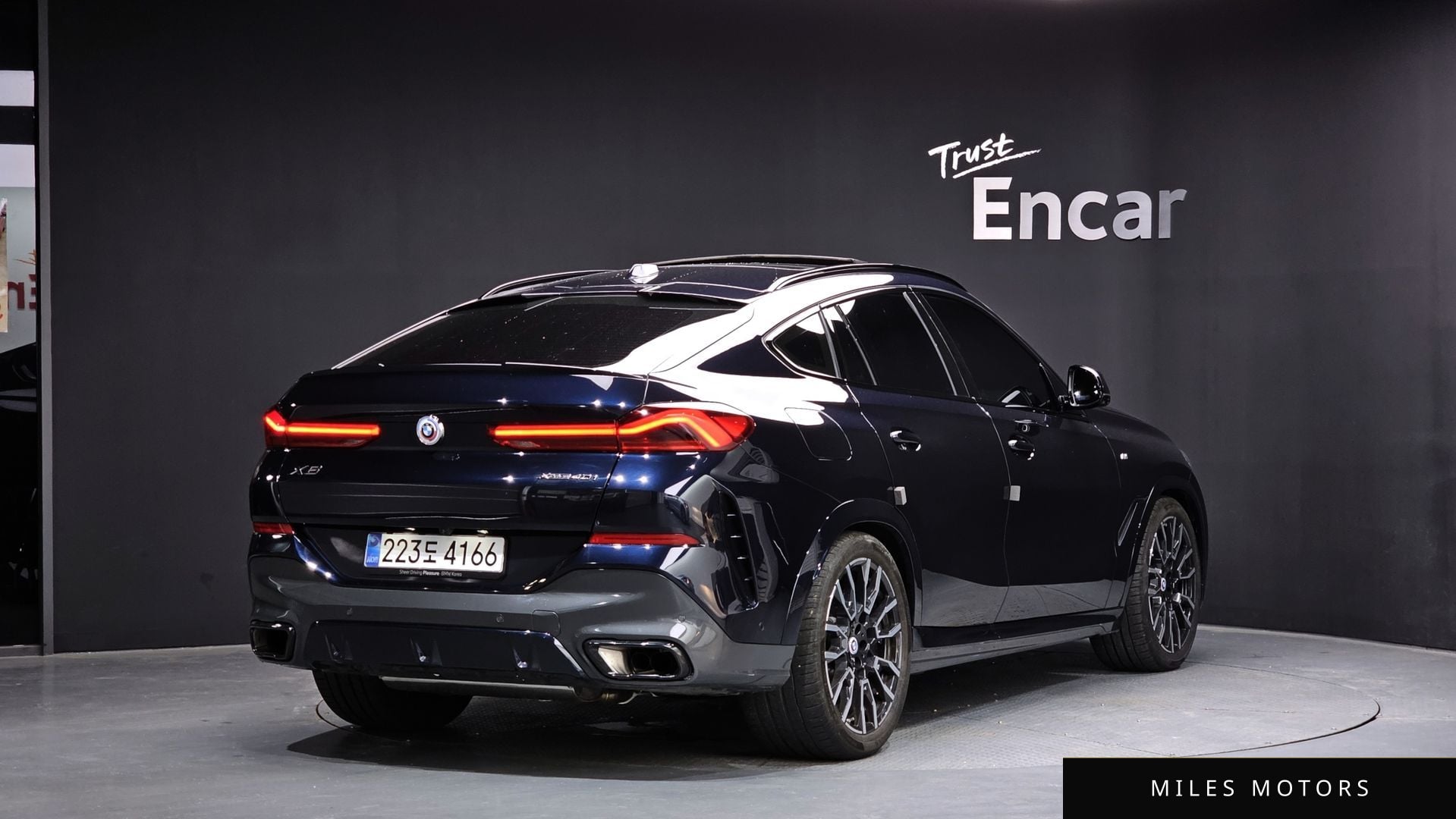 BMW X6 (G06) 2025 — миниатюра 2