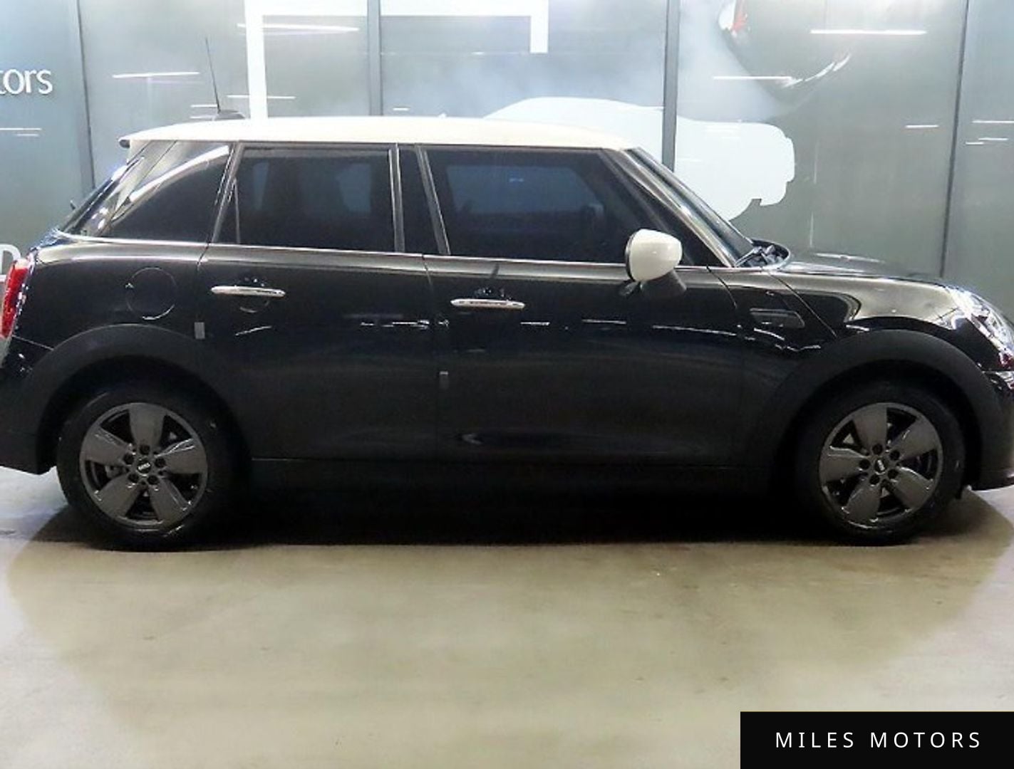 MINI Cooper 2023 — миниатюра 3