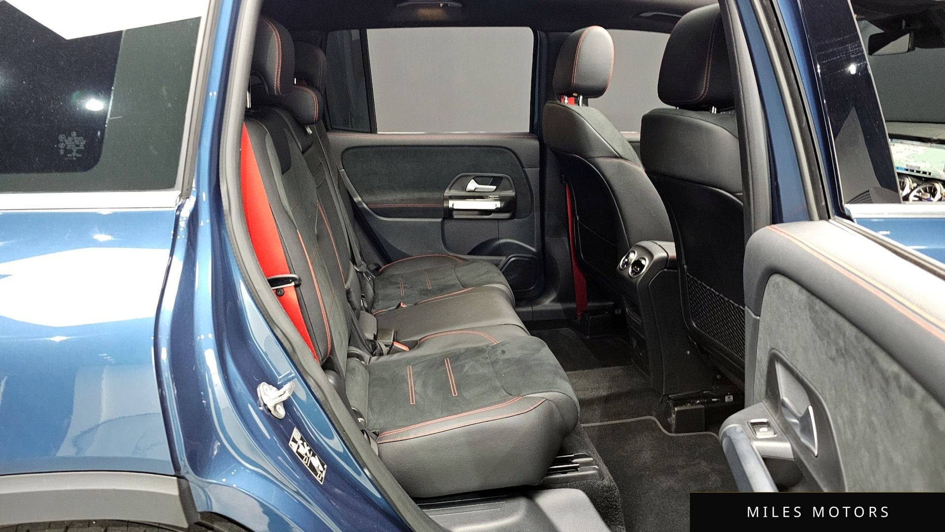 Mercedes-Benz GLB-Class X247 2022 — миниатюра 11